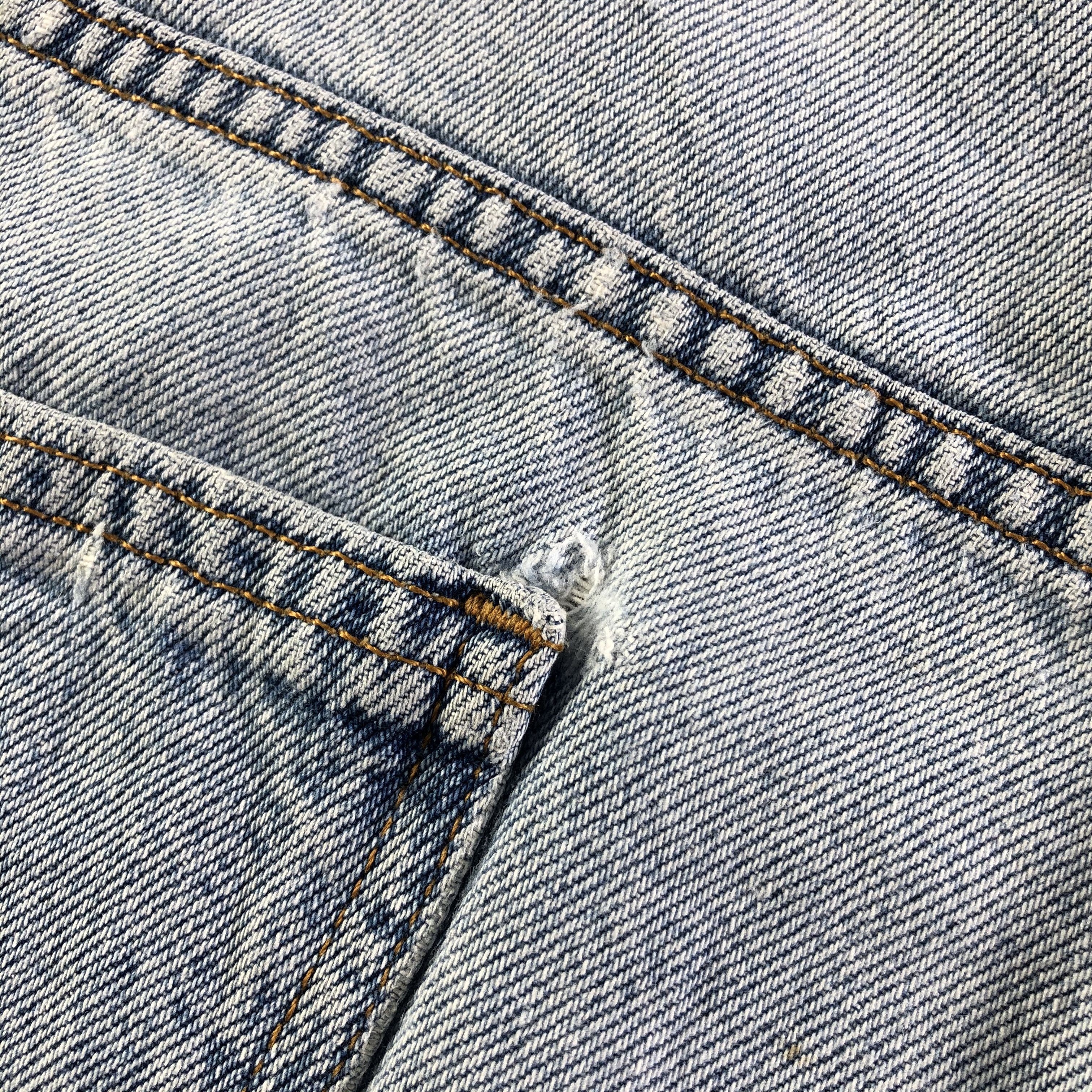 Levi's × Vintage 90s Vintage Light Wash Levis 550 Jeans-J4433 Size 39" - 6 Thumbnail