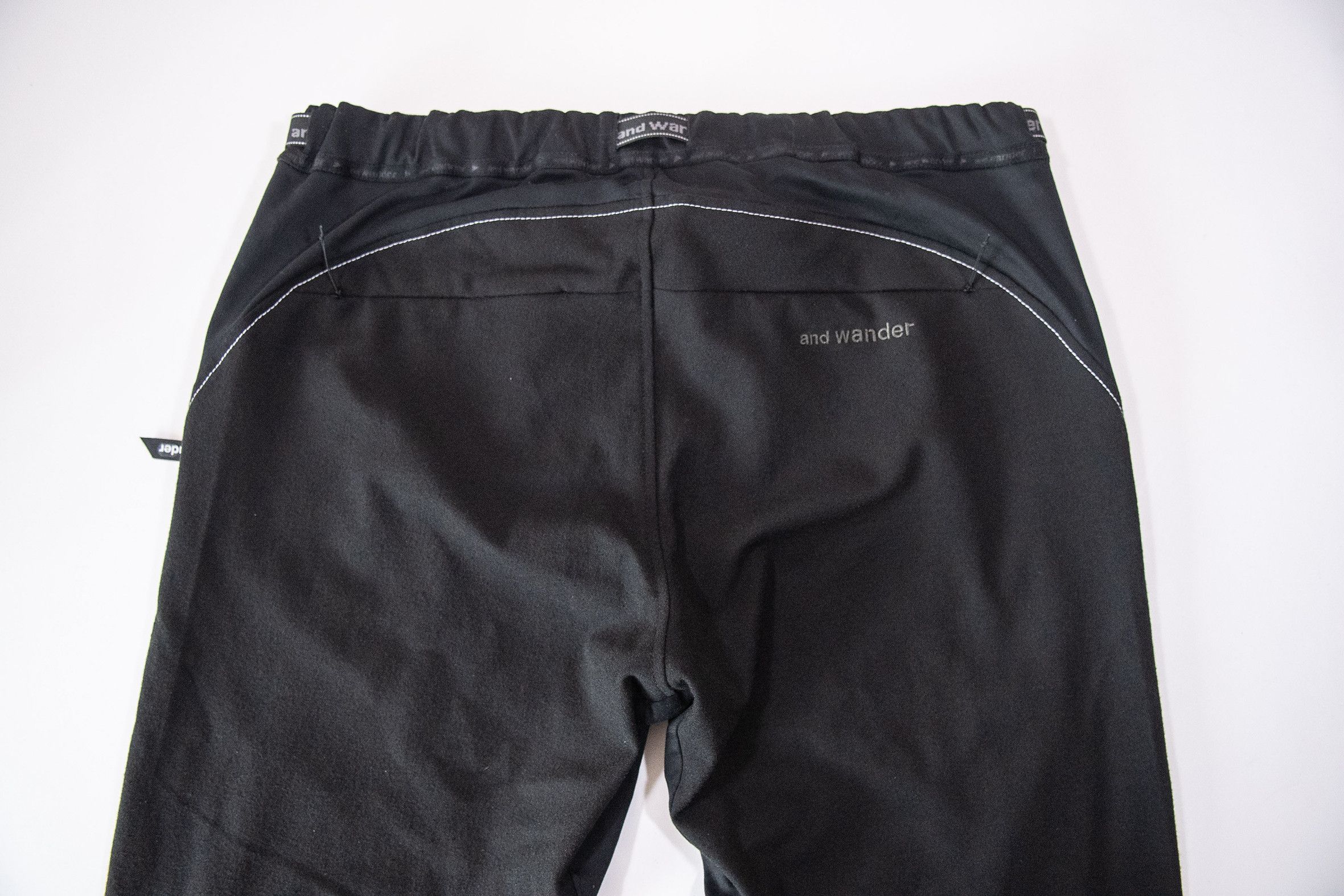 And Wander and Wander Black Air Hold Trousers Size US 34 / EU 50 - 12 Thumbnail