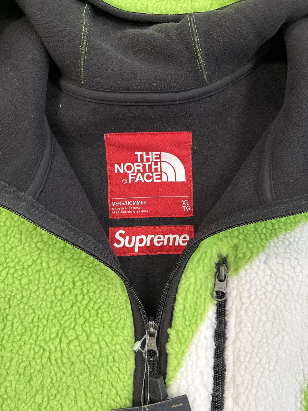 Supreme × The North Face Supreme The North Face S Logo Fleece Jacket Size US XL / EU 56 / 4 - 3 Thumbnail