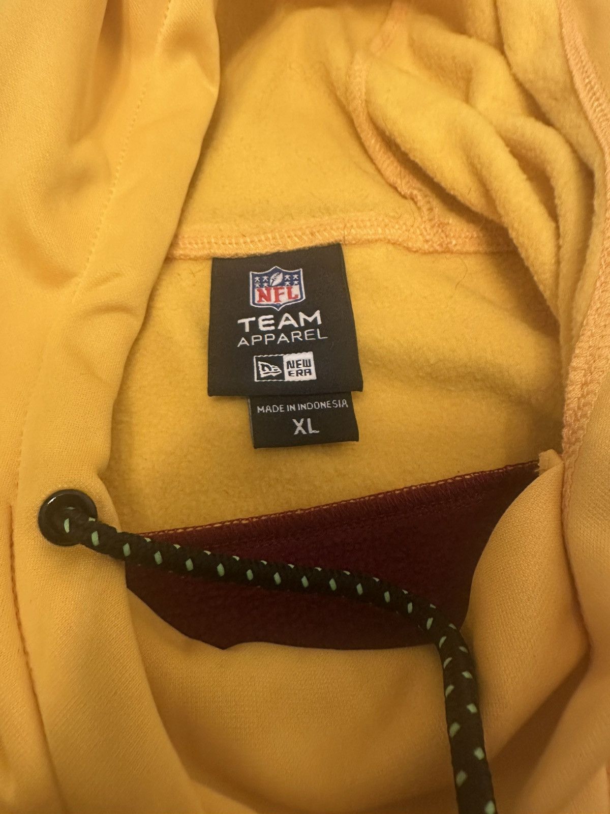 NFL Washington Commanders Hoodie Size US XL / EU 56 / 4 - 1 Thumbnail