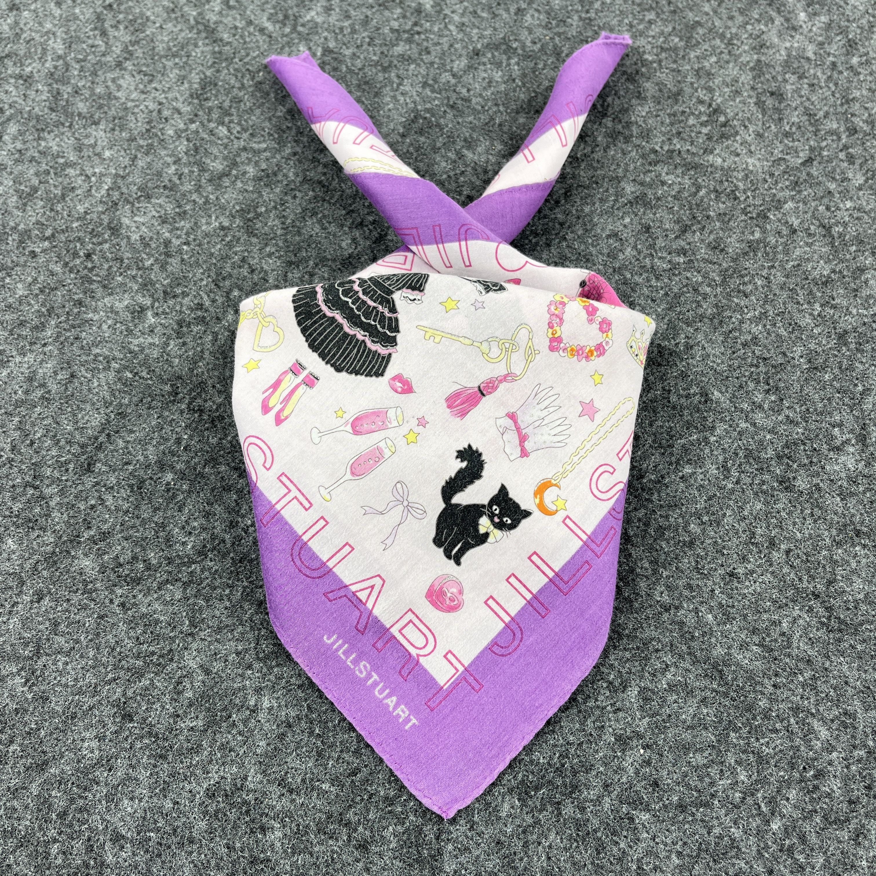 Jil Stuart × Vintage Jill Stuart Handkerchief / Bandana / Neckerchief B283 Size ONE SIZE - 1 Thumbnail