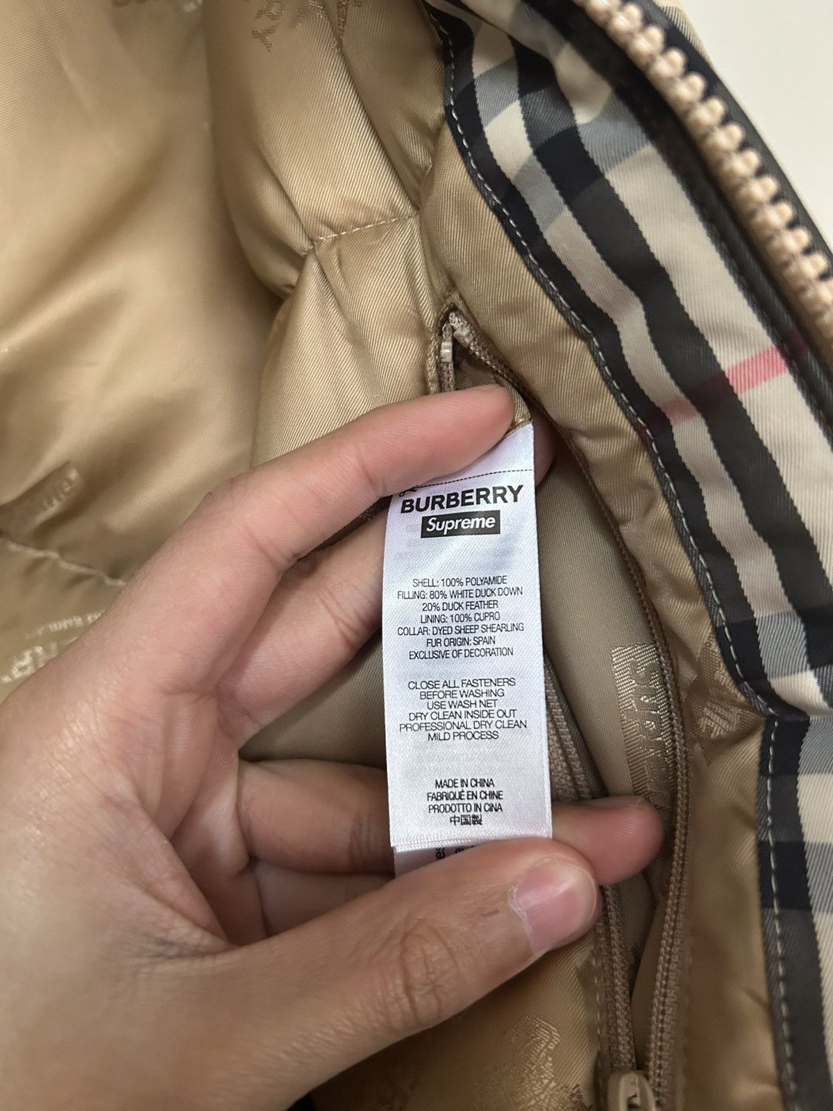 Burberry × Supreme NEW SUPREME x BURBERRY FUR PUFFER DOWN JACKET Size US XL / EU 56 / 4 - 9 Thumbnail
