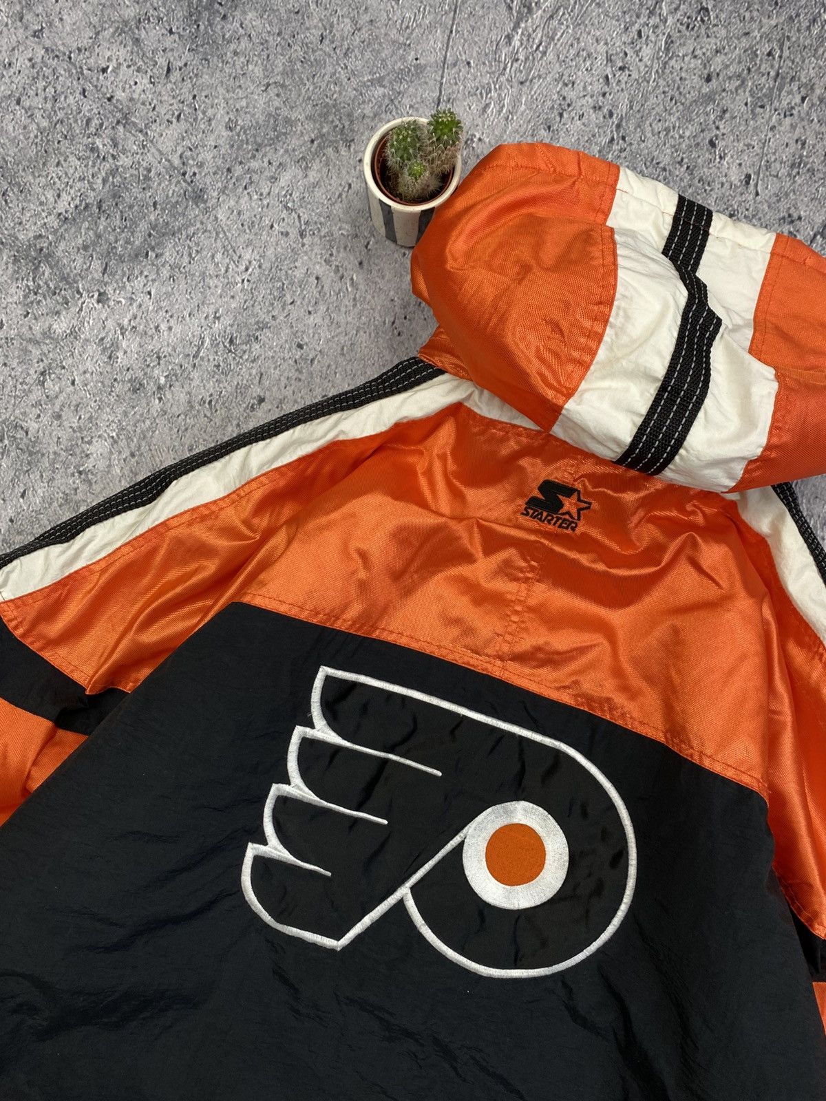 NHL × Starter × Vintage Vintage Starter Jacket nhl Flyers Size US XL / EU 56 / 4 - 9 Thumbnail