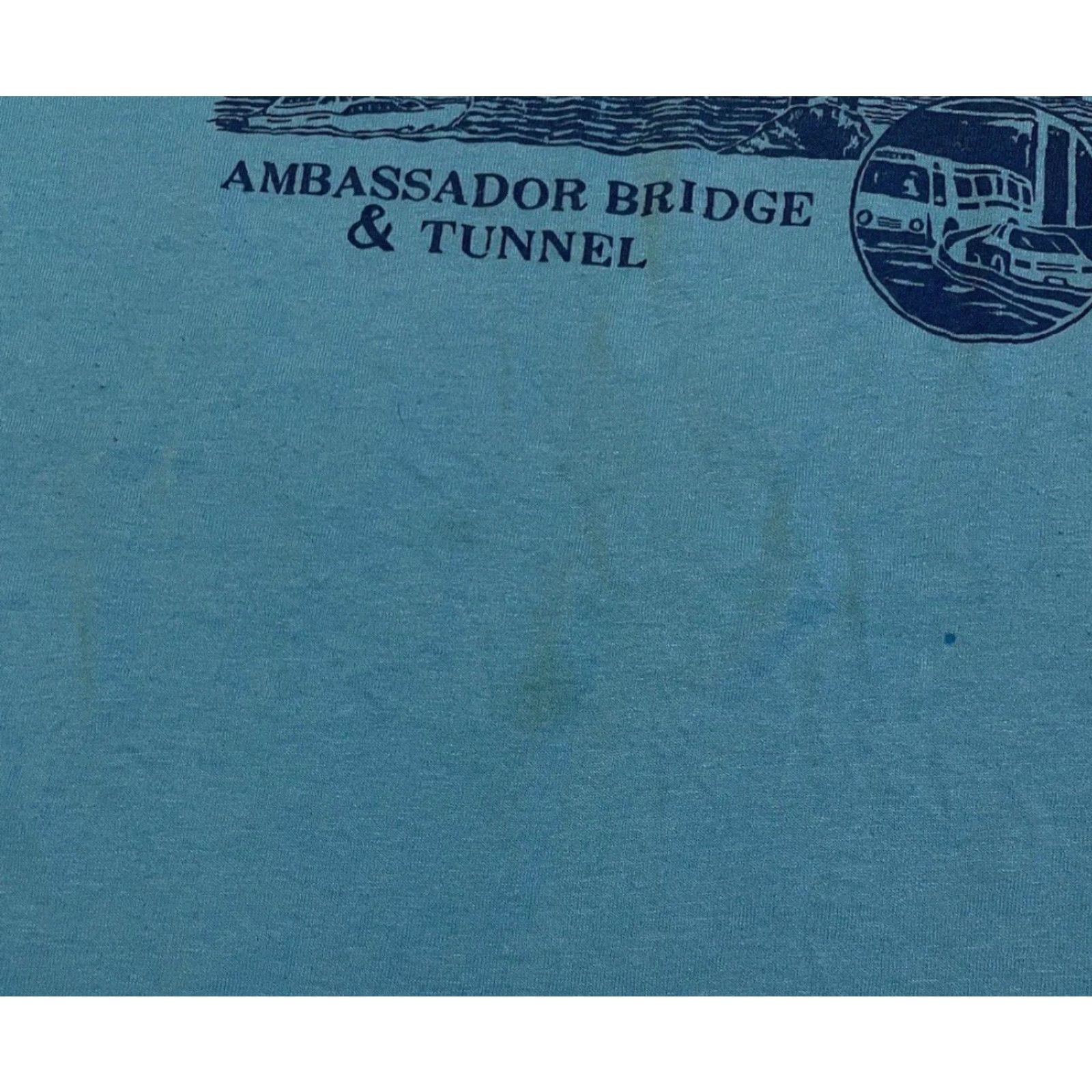 Vintage VINTAGE Windsor Canada Bridge Faded Shirt M Blue Beach Surf Art College Grunge 90s T-Shirt Mens Size US M / EU 48-50 / 2 - 5 Thumbnail