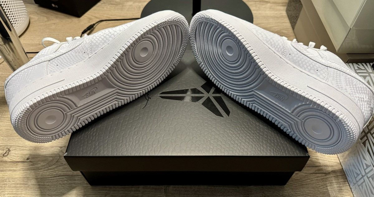 Jordan Brand Nike Air Jordan 1 Low Kobe Bryant Forever White Size US 9.5 / EU 42-43 - 5 Thumbnail
