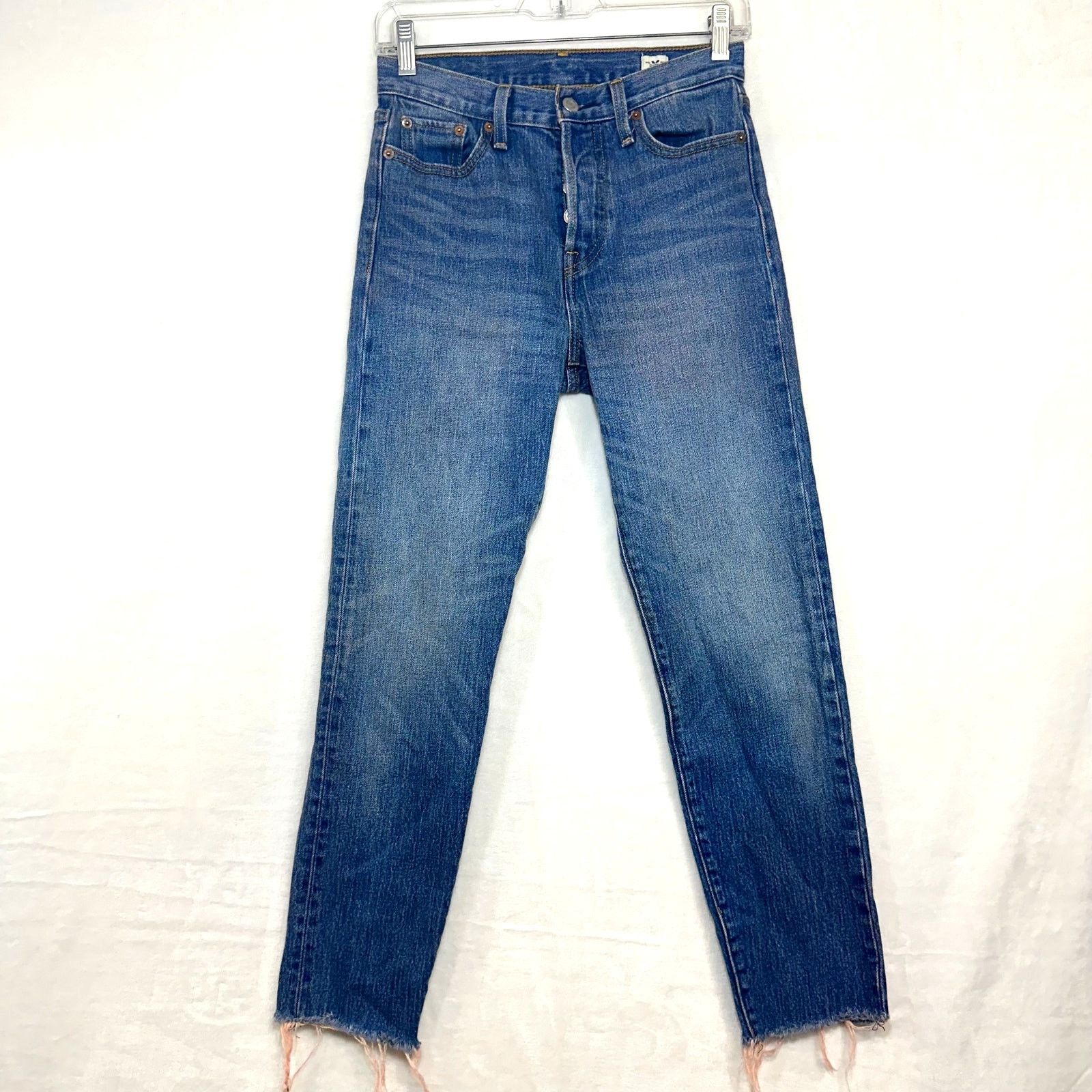 Levi's Levi's Jeans 26 White Oak Cone Medium Wash Pink Dyed Skinny Size 26" / US 2 / IT 38 - 1 Thumbnail