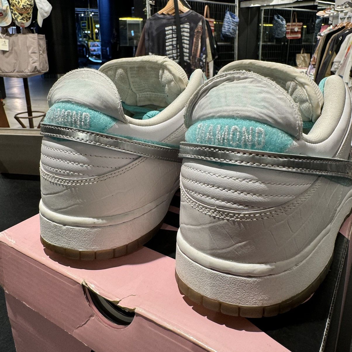 Nike Nike Dunk Low SB Diamond Supply White Size US 11 / EU 44 - 9 Thumbnail