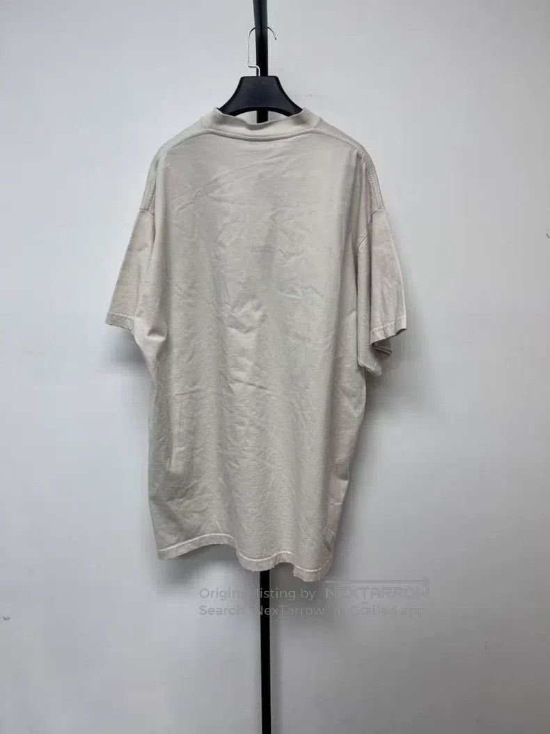 Balenciaga Balenciaga Letter Apple Logo Printed Loose Short Sleeve T- Size US M / EU 48-50 / 2 - 2 Thumbnail