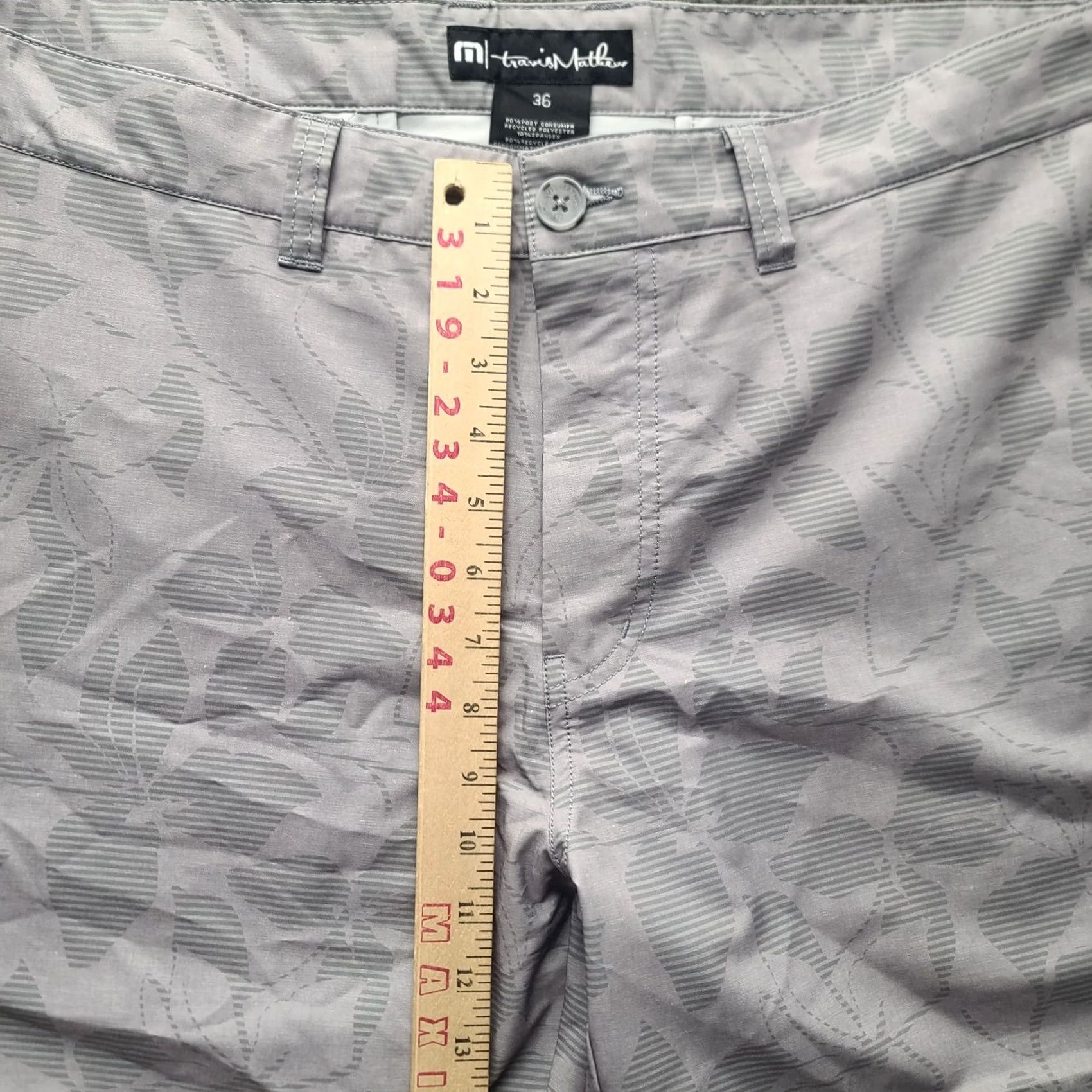 TravisMathew Travis Mathew Shorts Mens 36 Regular Fit Golf Performance Atlantic Ocean Floral Chino Moisture Wicking Pockets Stretch Gray Size US 36 / EU 52 - 5 Thumbnail