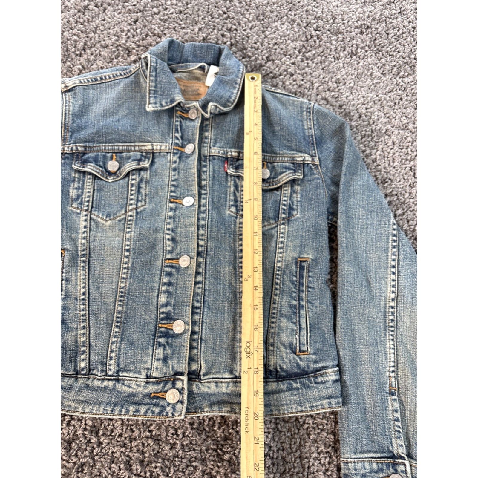 Levi's VINTAGE Levis Denim Jacket Womens Medium Light Wash Distressed Trucker Y2K Ladies Blue 90s Classic Mens Womens Girls Size M / US 6-8 / IT 42-44 - 2 Thumbnail