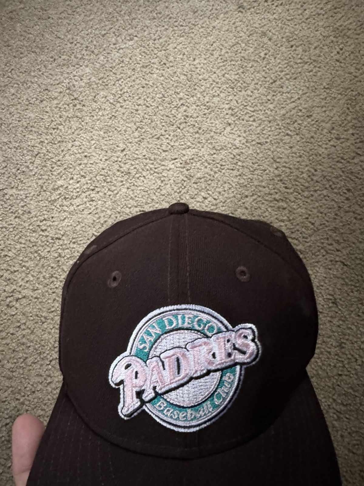 MLB VINTAGE Padres Fitted Size 28 - 1 Thumbnail