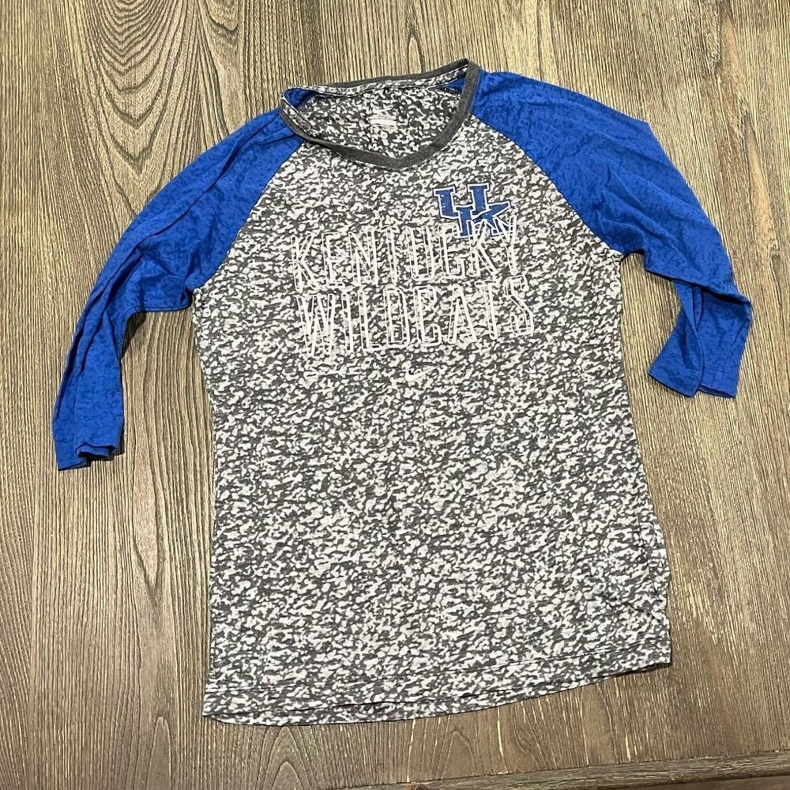 Nike Nike Women UK Kentucky Wildcats Raglan Top 3/4 Sleeve Size M Size M / US 6-8 / IT 42-44 - 1 Thumbnail