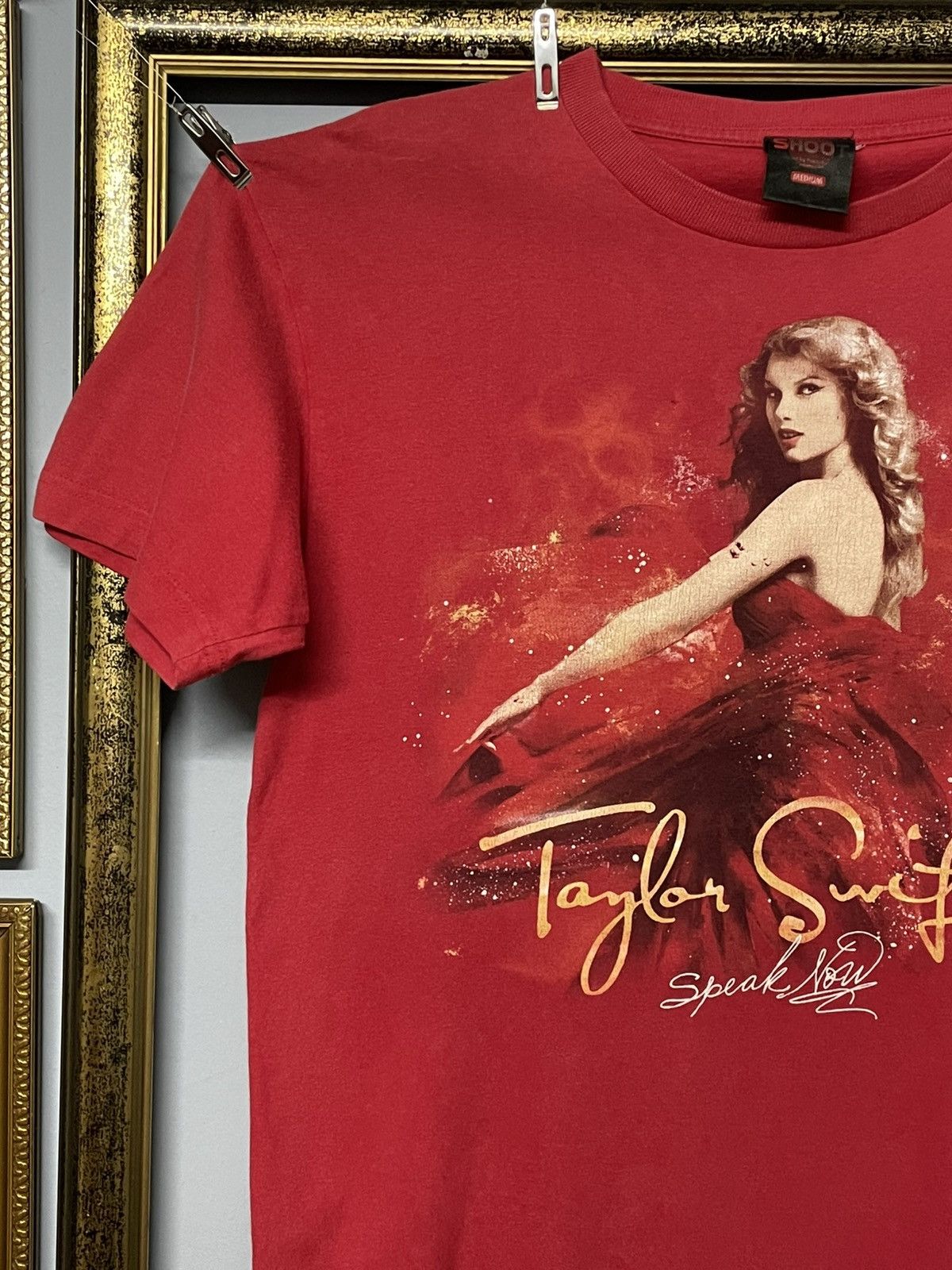 Vintage Vintage Orignal Taylor Swift Speak Now Tour Distressed Tee Size US M / EU 48-50 / 2 - 4 Thumbnail