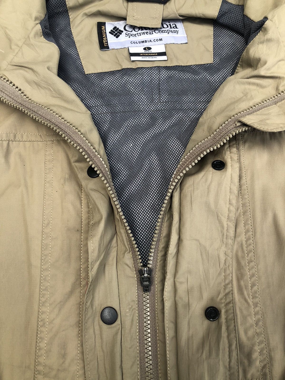 Columbia × Vintage Vintage Columbia Titanium Outdoor Jacket Size US L / EU 52-54 / 3 - 10 Thumbnail