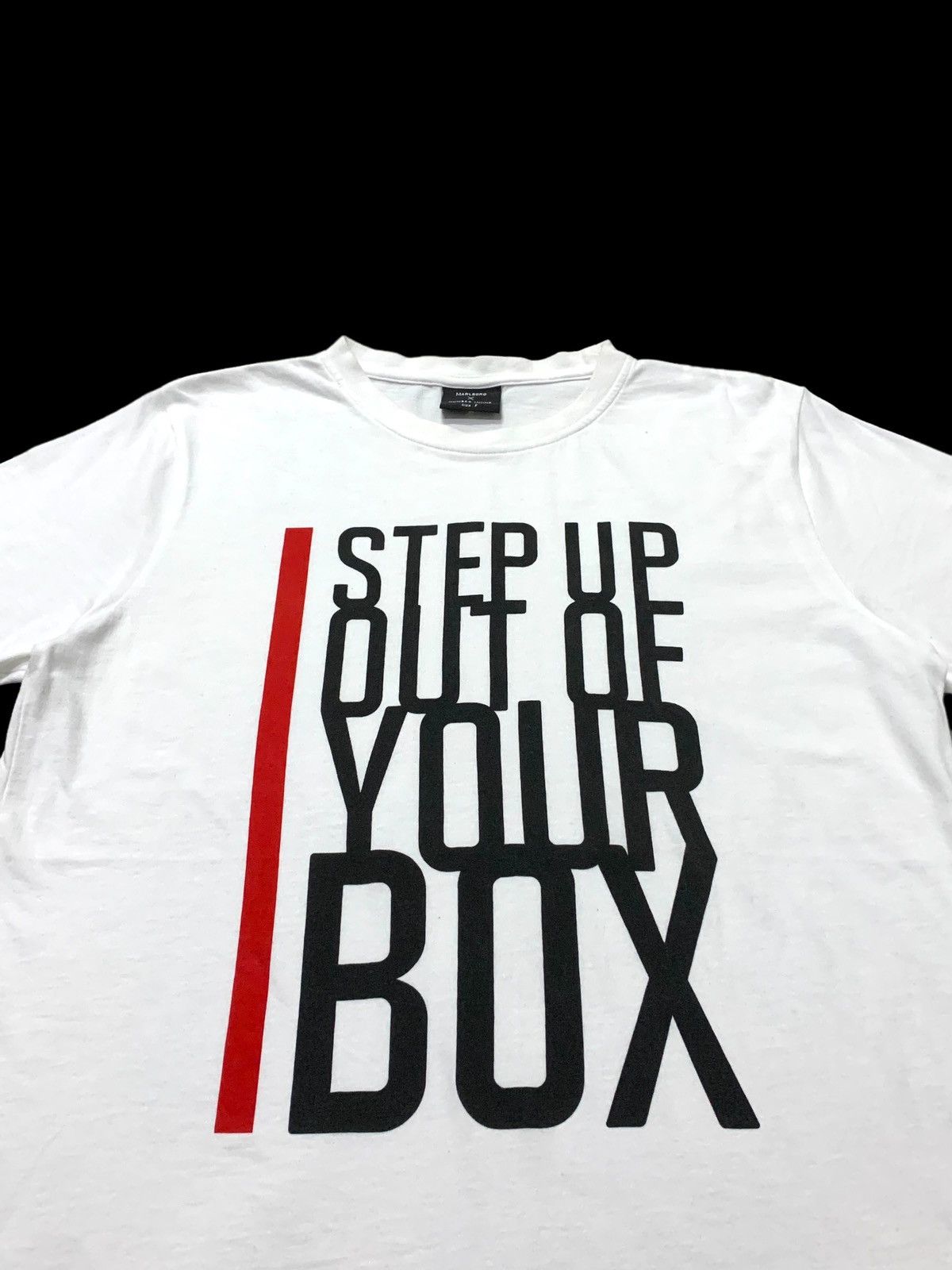 Number (N)ine Number (N)ine x Marlboro Step Up Out Of Your Box Size US M / EU 48-50 / 2 - 3 Thumbnail
