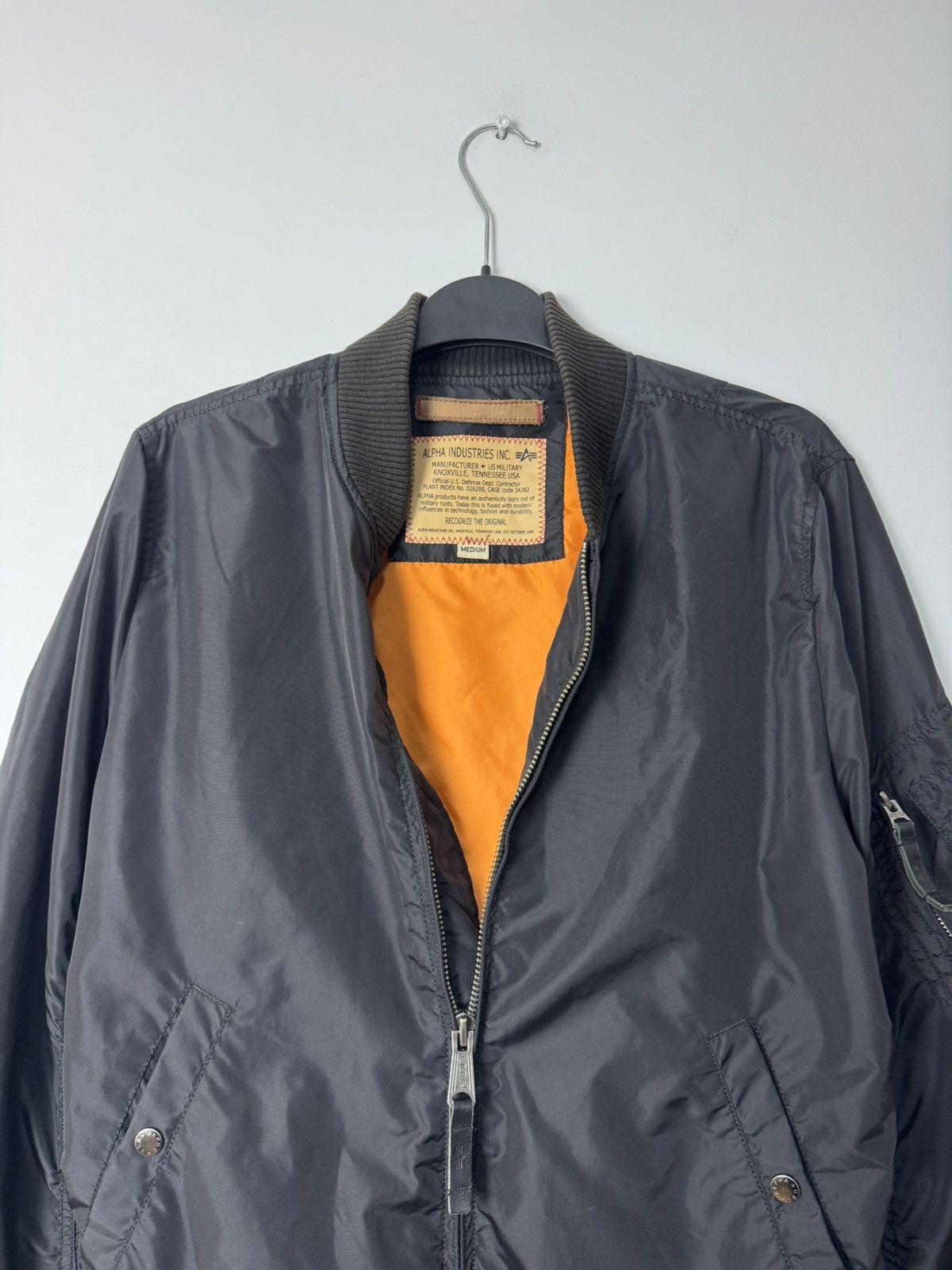 Alpha Industries Alpha Industries black bomber jacket avant Garde Japanese Size US M / EU 48-50 / 2 - 5 Thumbnail