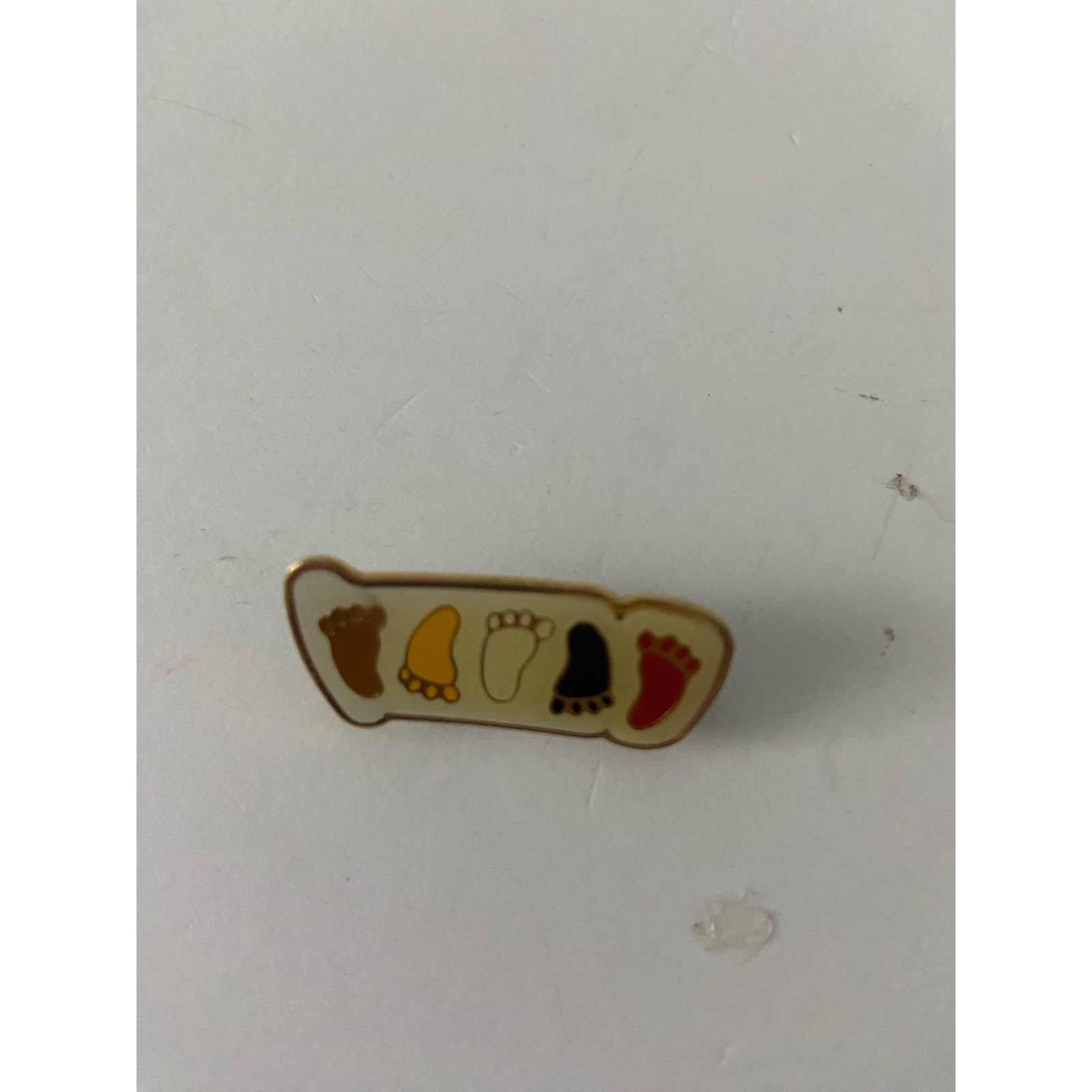 Other Colorful feet pin Size ONE SIZE - 1 Thumbnail