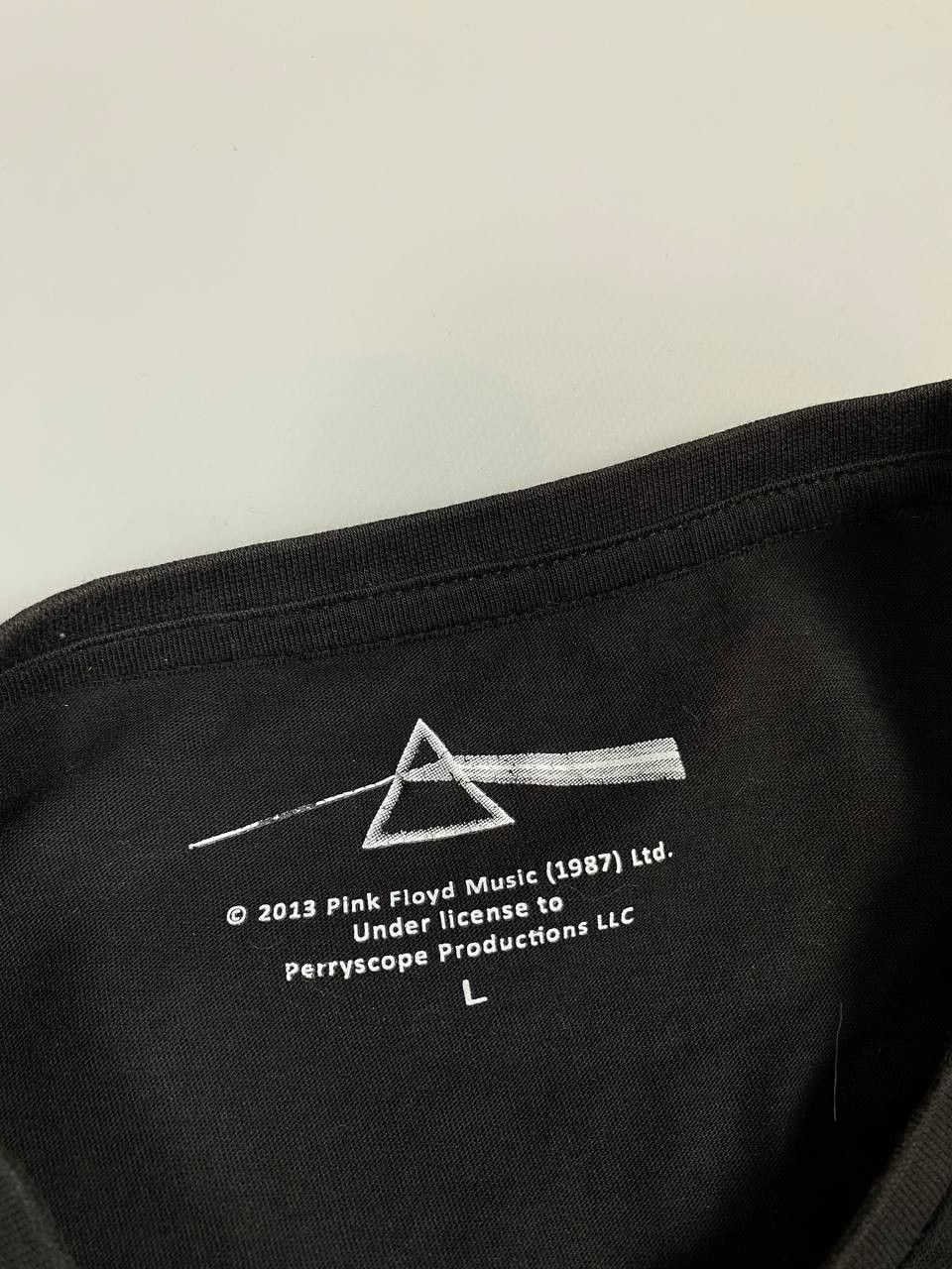 Pink Floyd 2013 Pink Floyd The Dark Side Of The Moon T-shirt Size L Size US L / EU 52-54 / 3 - 4 Thumbnail
