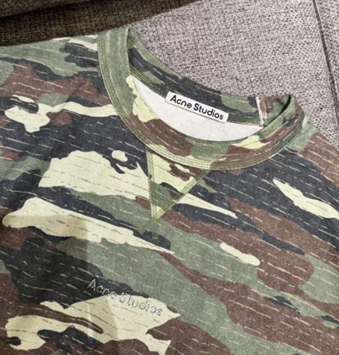 Acne Studios Acne studios Vintage camouflage long sleeves 2412-Nextarrow Size US S / EU 44-46 / 1 - 3 Thumbnail