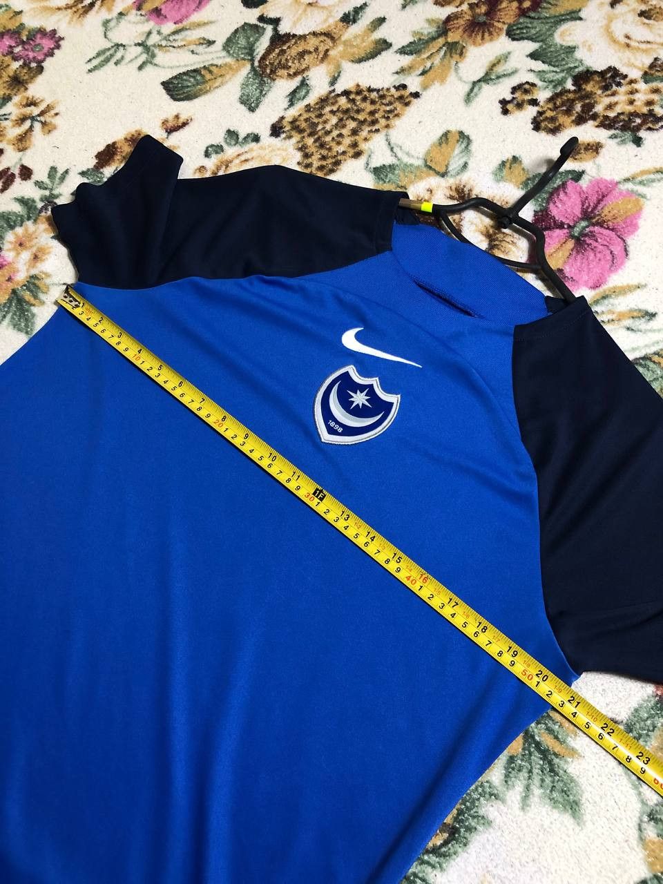 Nike Portsmouth Nike Academy Issued Football training Shirt Size US L / EU 52-54 / 3 - 8 Thumbnail