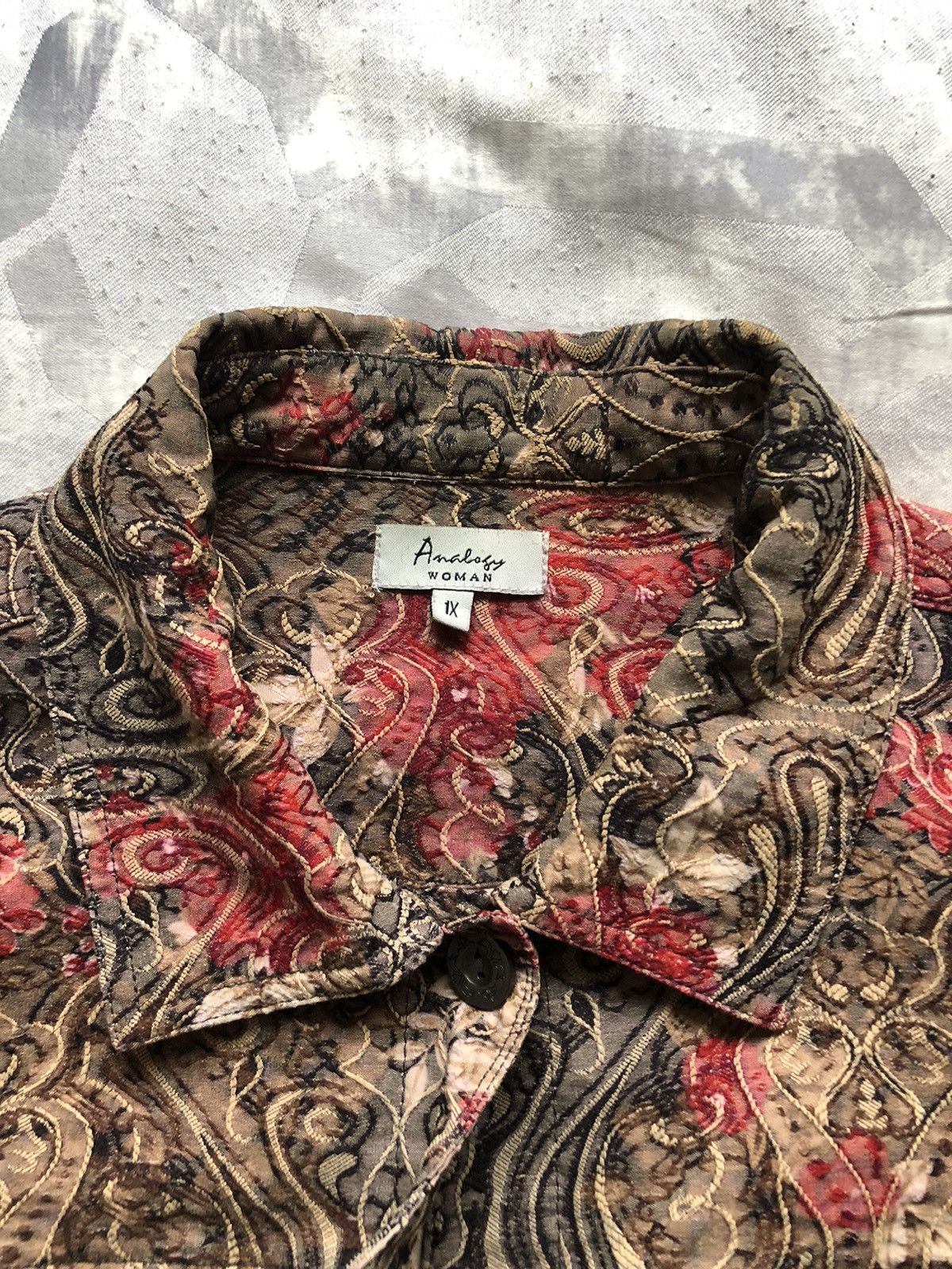Vintage Vintage Baroque Embroidered Long Sleeve Button Up Shirt Size US L / EU 52-54 / 3 - 7 Thumbnail