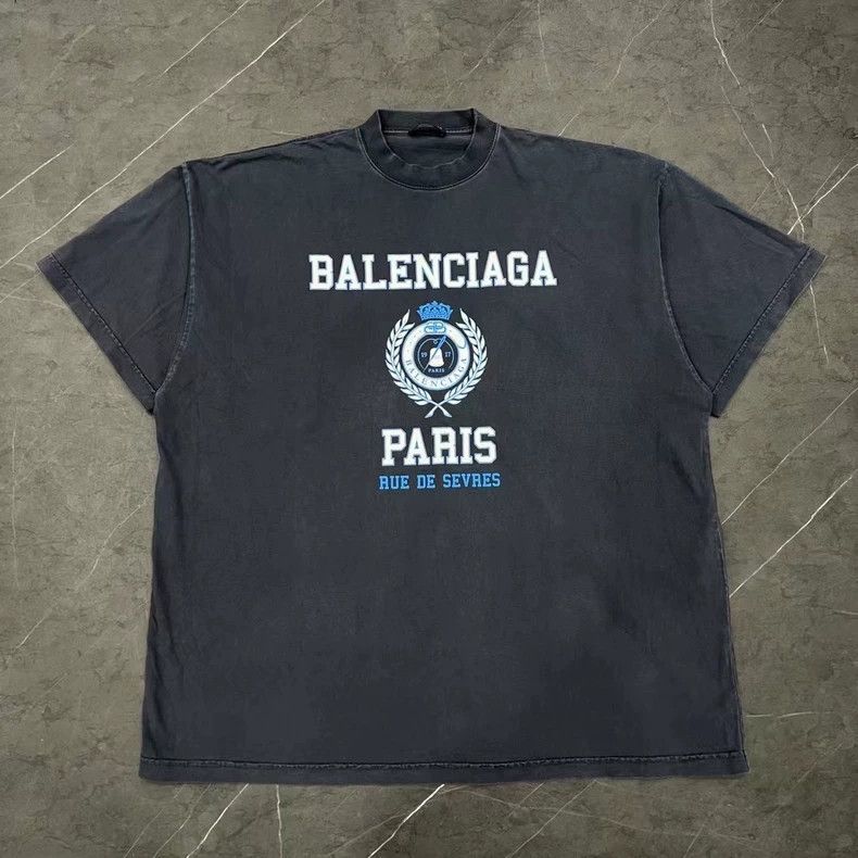 Balenciaga Balenciaga FW22 Vintage Ice Blue Crown Wheat Short Sleeve Size US L / EU 52-54 / 3 - 1 Thumbnail