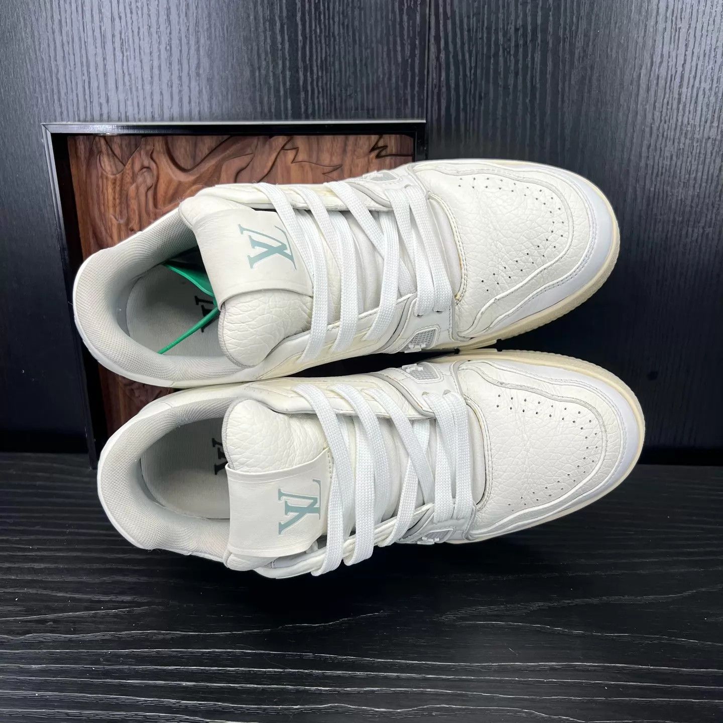 Louis Vuitton LV Trainer White Cement 4/38 Near New With Box Size US 7.5 / IT 37.5 - 5 Thumbnail