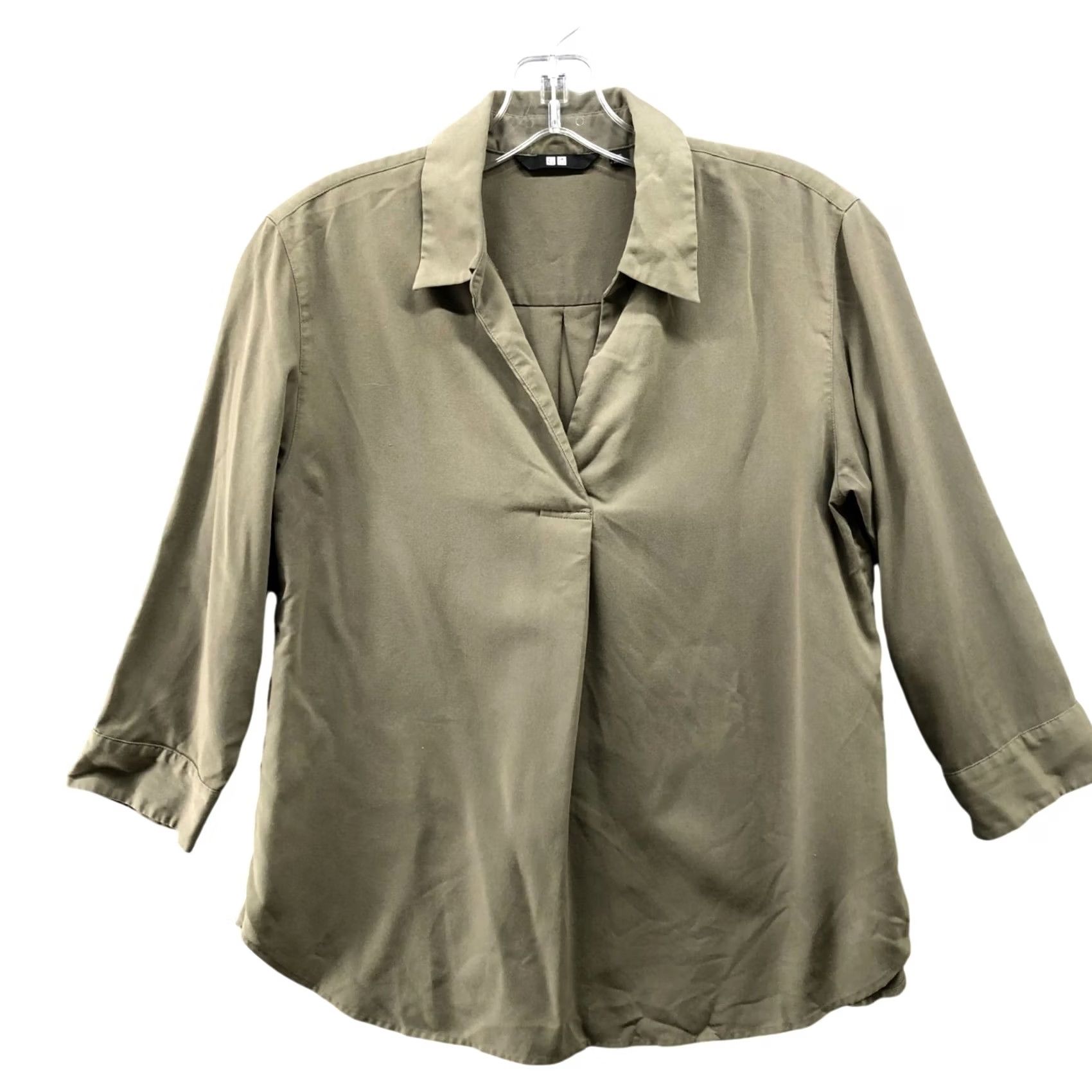 Uniqlo Uniqlo Blouse Womens XS Olive Green 3/4 Sleeve Skipper Collar Polyester Blend Rayon Split Neck Button Casual Shirt Size XS / US 0-2 / IT 36-38 - 2 Thumbnail