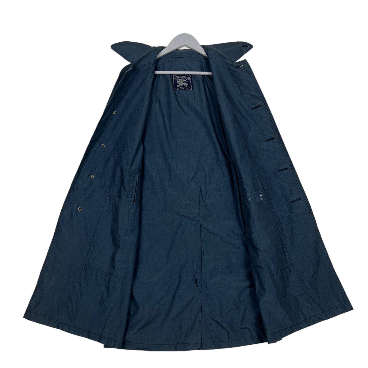 Burberry 🔥 NAVY BLUE BURBERRYS TRENCH COAT MADE IN ENGLAND Size US M / EU 48-50 / 2 - 11 Thumbnail