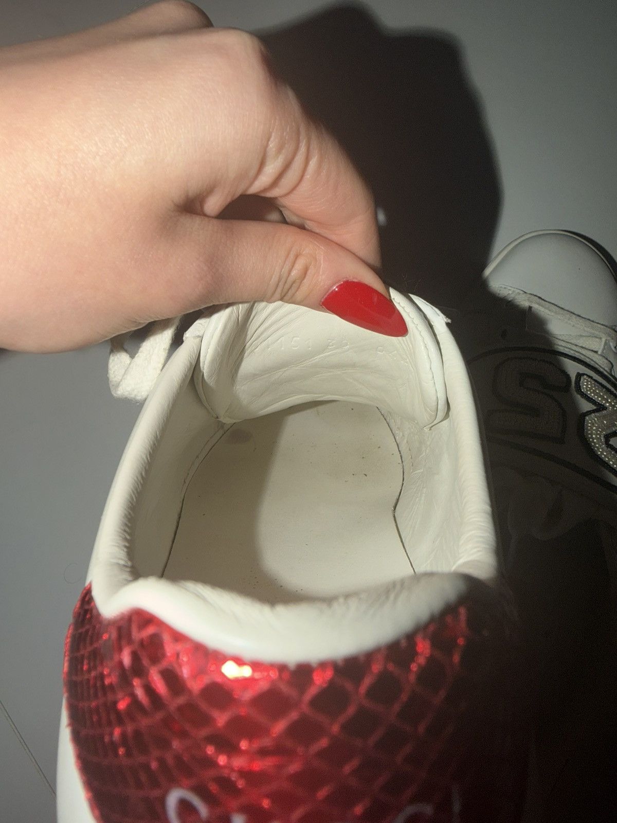 Gucci Gucci Ace Sneakers with Removable Embellished Patches Size US 9 / IT 39 - 8 Thumbnail