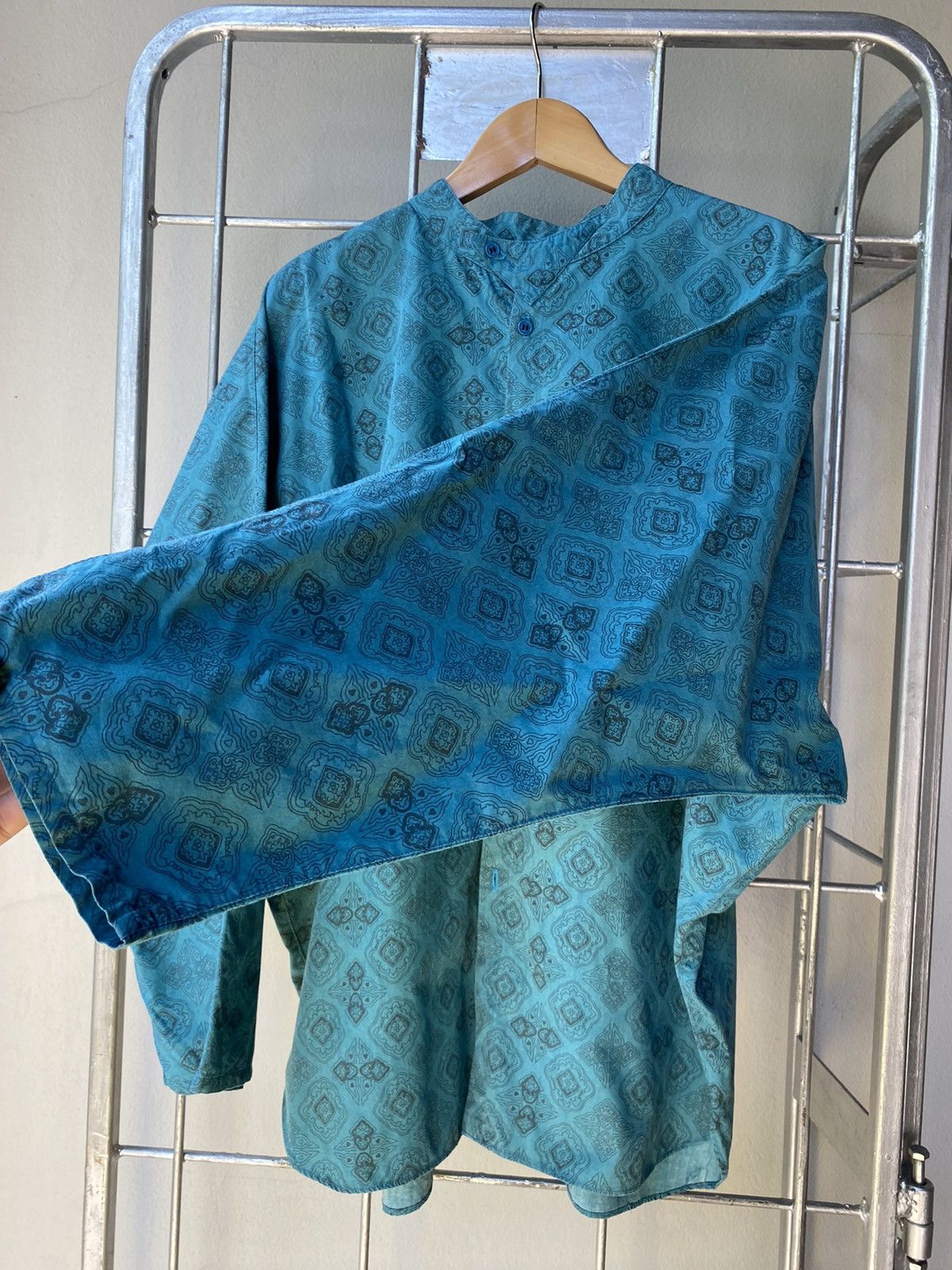 Marithe + Francois Girbaud MARITHE FRANCOIS GIRBAUD Geometric Button-Up Printed Shirt Size US M / EU 48-50 / 2 - 8 Thumbnail