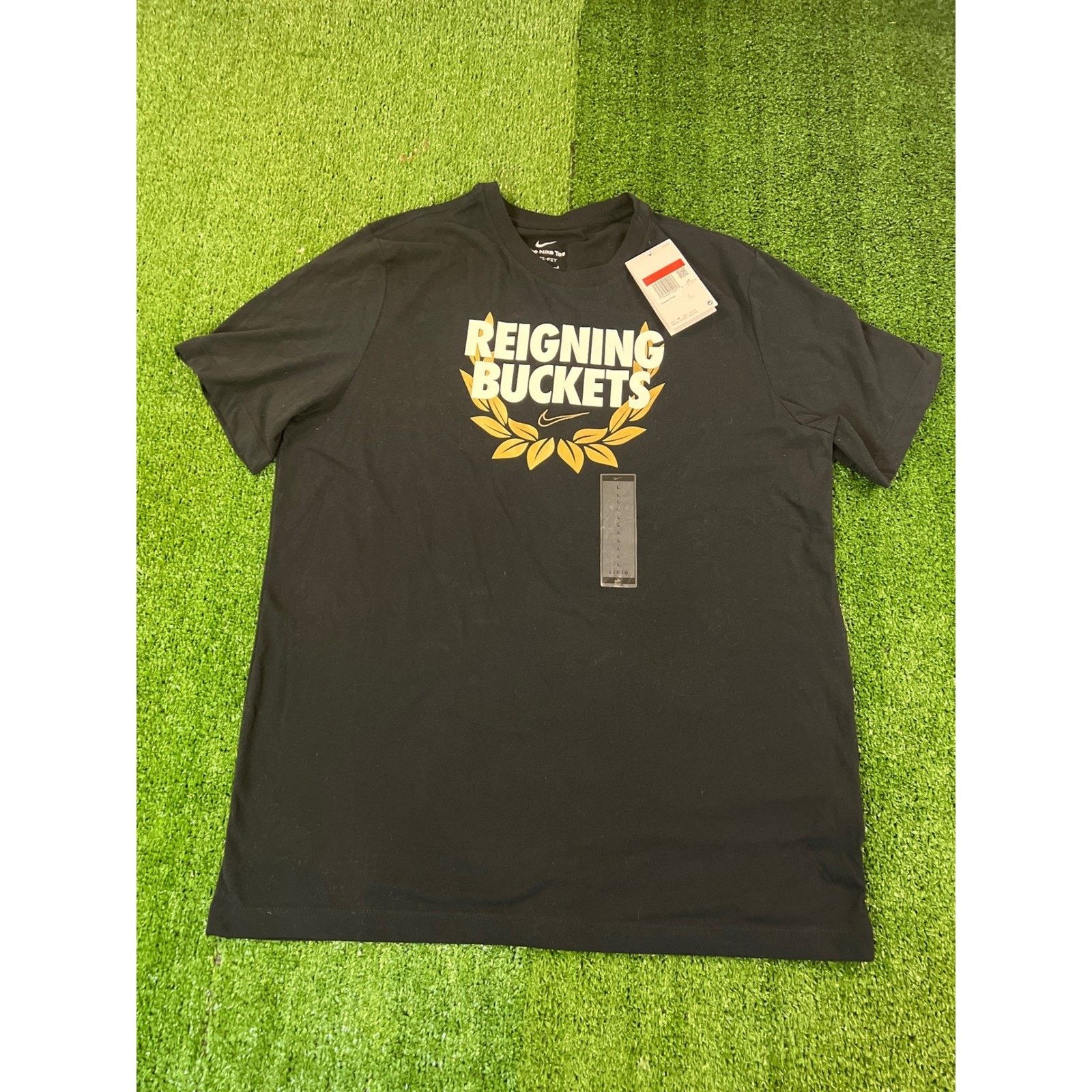 Nike Nike Mens Reigning Buckets T-Shirt Black Tee Size MD Size US M / EU 48-50 / 2 - 1 Thumbnail