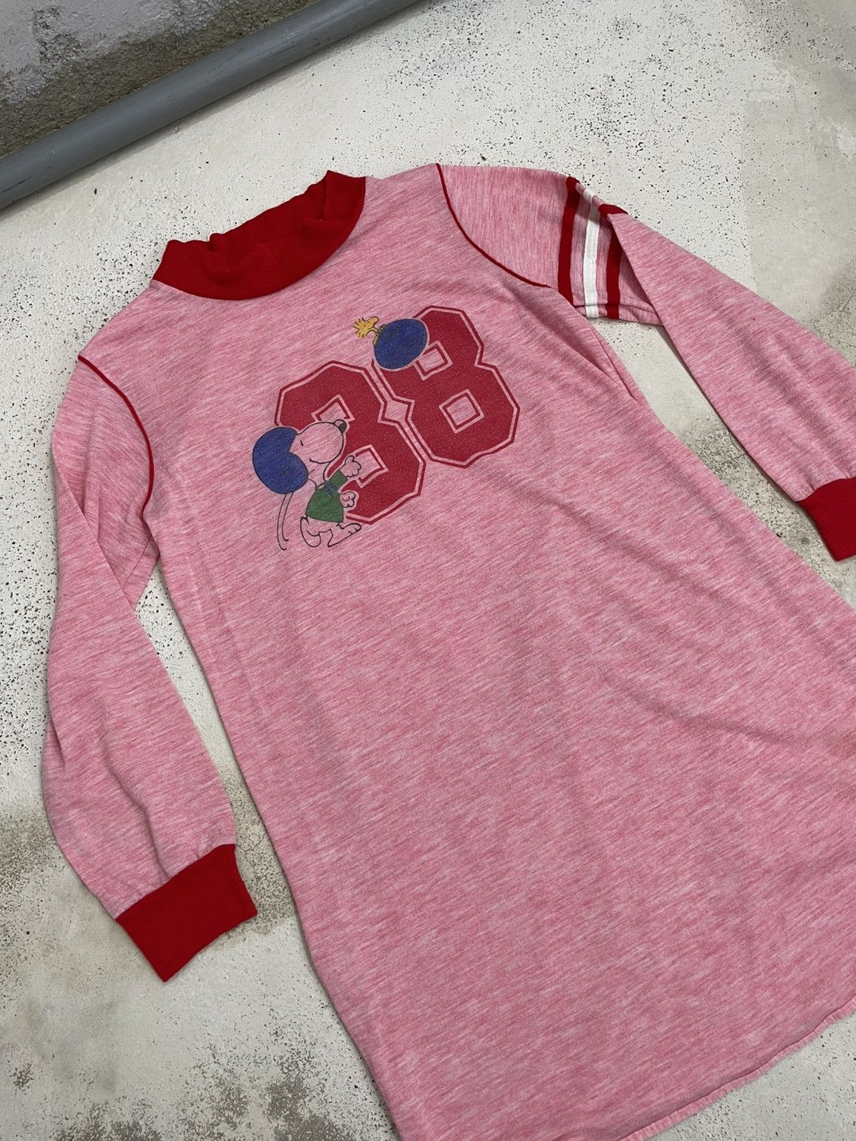 Peanuts × Vintage Very Rare Vintage 80’s Acrylic Cloth Snoopy Peanuts Size US S / EU 44-46 / 1 - 3 Thumbnail
