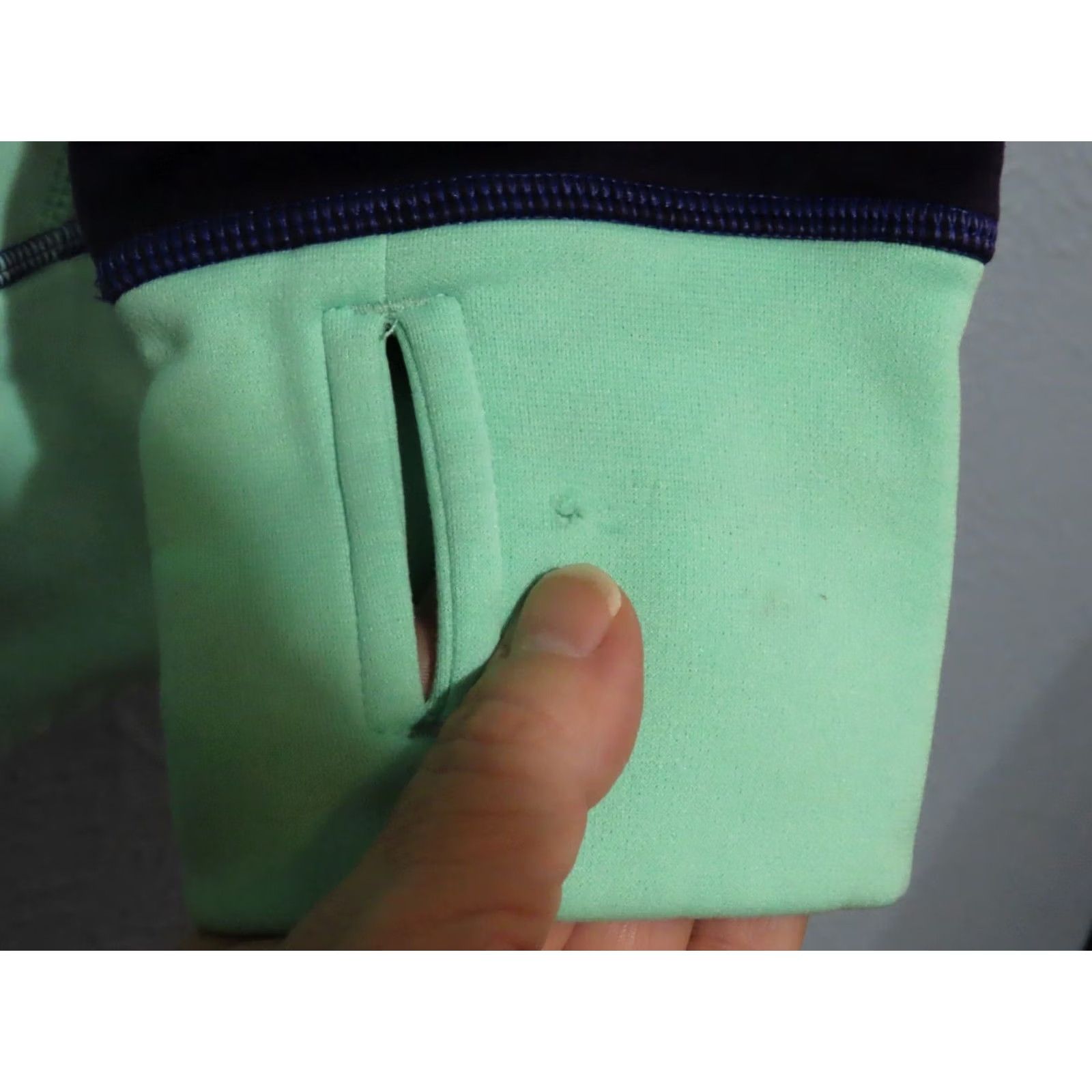 Nike Nike Therma Hoodie Womens XL Green Purple Fleece Raglan Swoosh Geometric Thumb Holes Pullover Size XL / US 12-14 / IT 48-50 - 7 Thumbnail