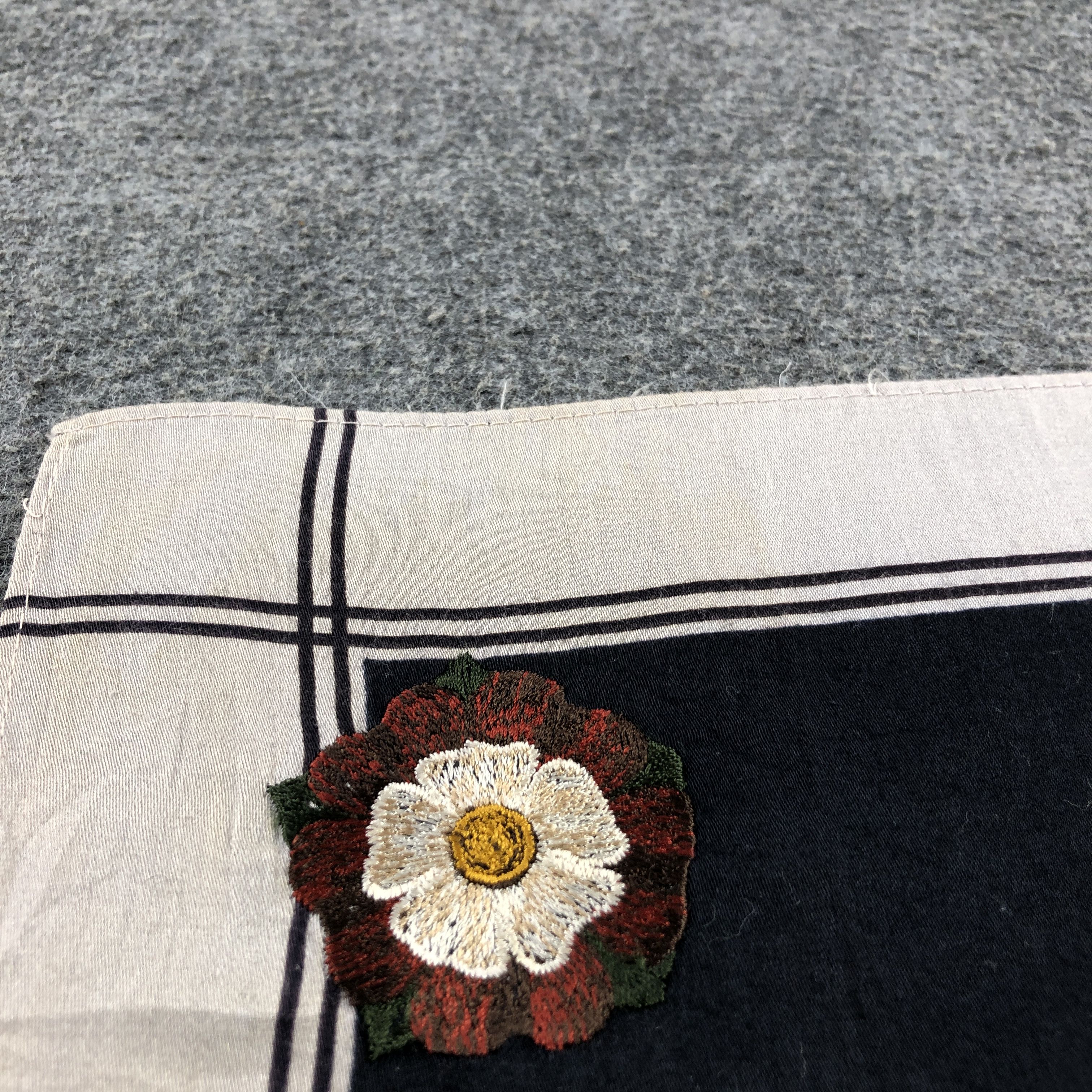 Seditionaries Vivienne Westwood Handkerchief Neckerchief Bandana H2804 Size ONE SIZE - 8 Thumbnail