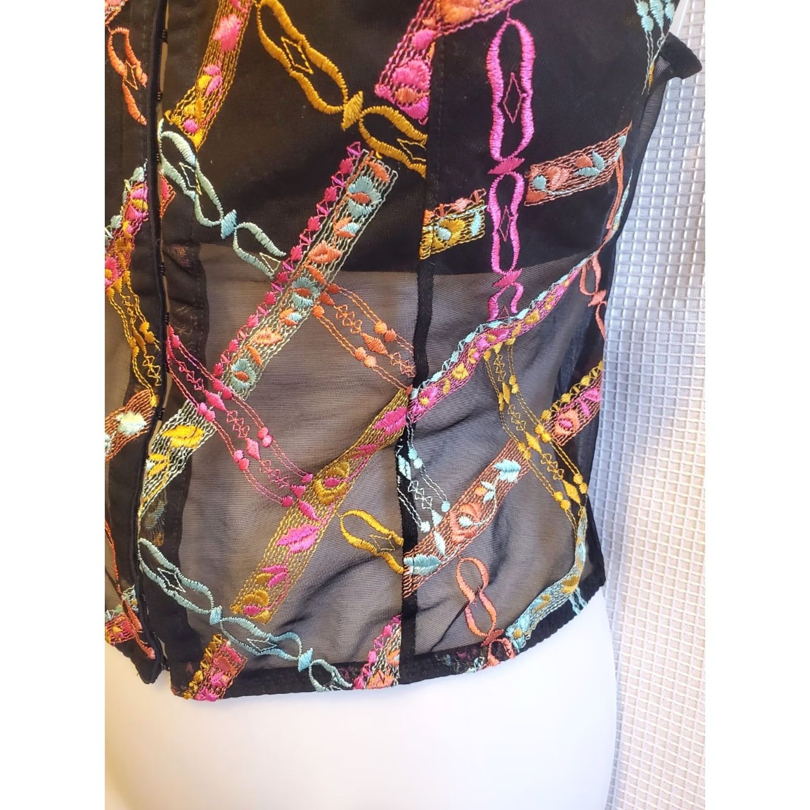 Vintage Mob Wife Embroidered Corset Camisol Womens Black Sheer Hook Loop S 30C Size S / US 4 / IT 40 - 2 Thumbnail