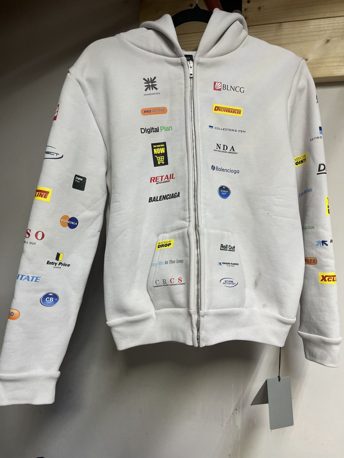 Balenciaga Balenciaga Business zip up hoodie logo xxl Size US XXL / EU 58 / 5 - 1 Thumbnail