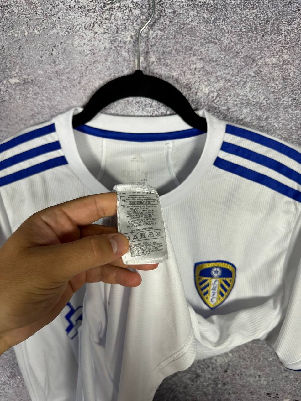 Vintage Vintage Leeds United 2021/22 Fan Soccer Jersey Small Size US S / EU 44-46 / 1 - 12 Thumbnail
