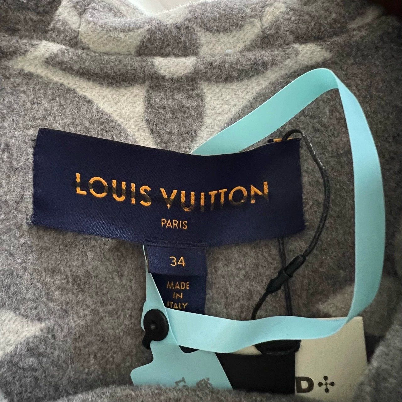 Louis Vuitton louis vuitton logo half-zip hoodie gray Size US S / EU 44-46 / 1 - 5 Thumbnail