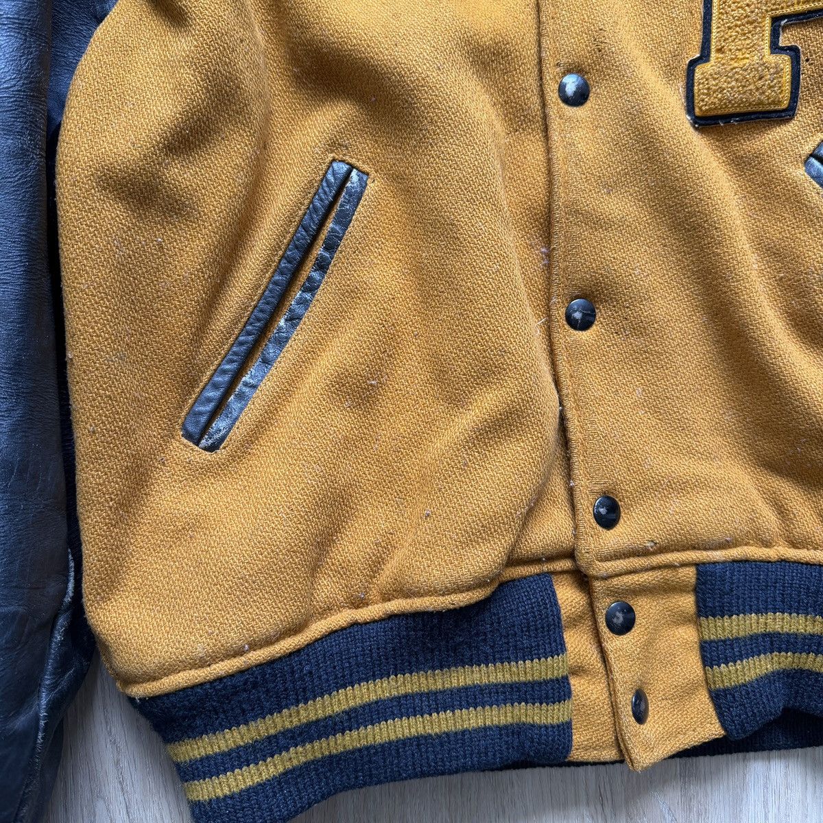 Other 1940s Mary Persons Letterman Jacket size 40 Size US XXS / EU 40 - 3 Thumbnail