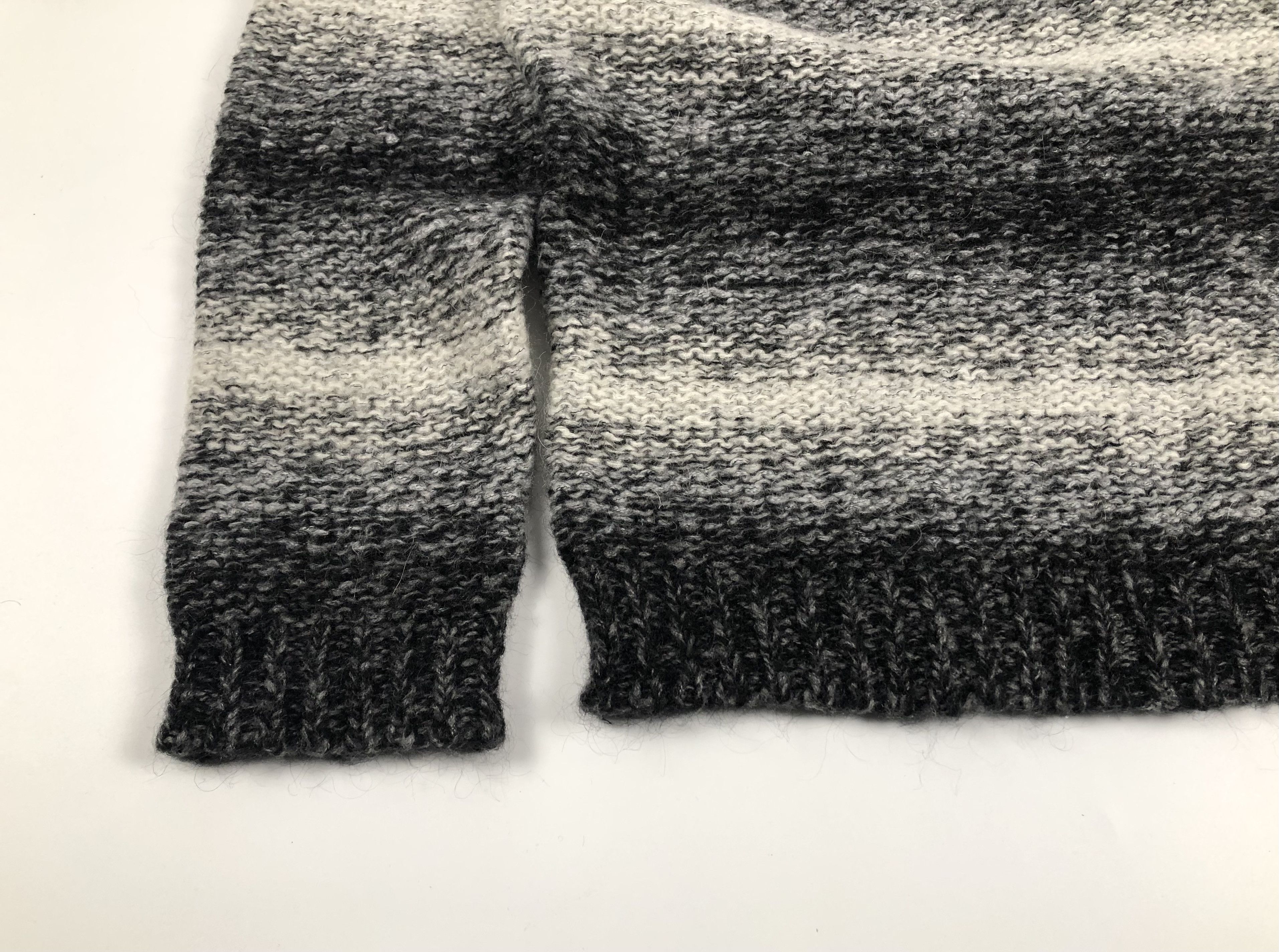 Essentiel Antwerp Essentiel Antwerp Crewneck Mohair Sweater Size L / US 10 / IT 46 - 4 Thumbnail