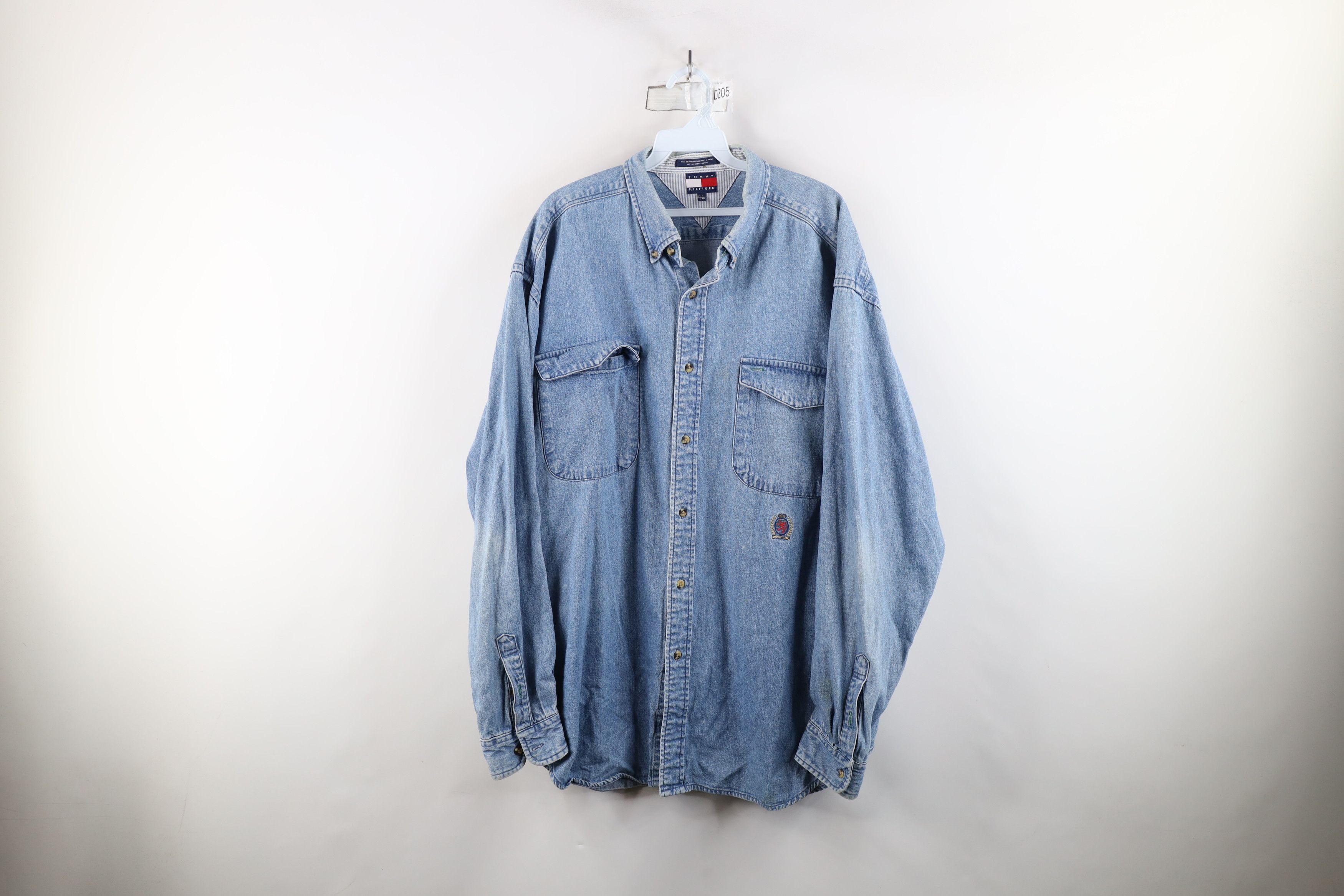 Tommy Hilfiger × Vintage Vintage 90s Tommy Hilfiger Board Denim Jean Button Shirt Size US XL / EU 56 / 4 - 1 Thumbnail