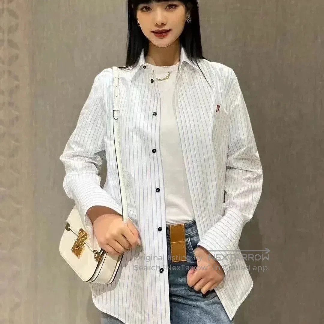 Louis Vuitton Louis Vuitton Silk Striped Mid. Size XXS / US 00 / IT 34 - 9 Thumbnail