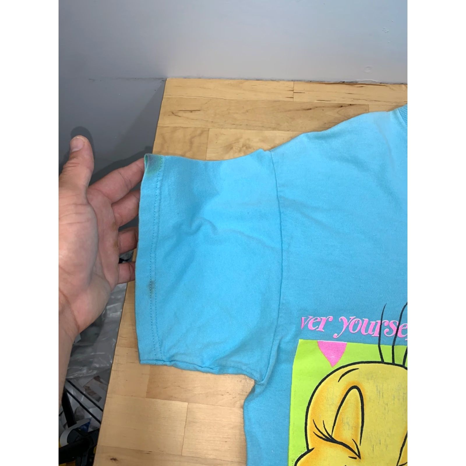 Vintage VINTAGE Looney Tunes Tweety Bird Shirt M Aqua Blue Crew Neck Cotton T-Shirt Men Regular Short Sleeve 1990s Boys Girls? Size US M / EU 48-50 / 2 - 5 Thumbnail