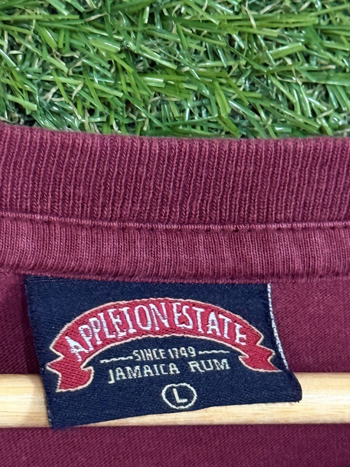 Vintage Vintage Distressed Appleton Estate Rum Jamaica Tee Red Large Size US L / EU 52-54 / 3 - 5 Thumbnail