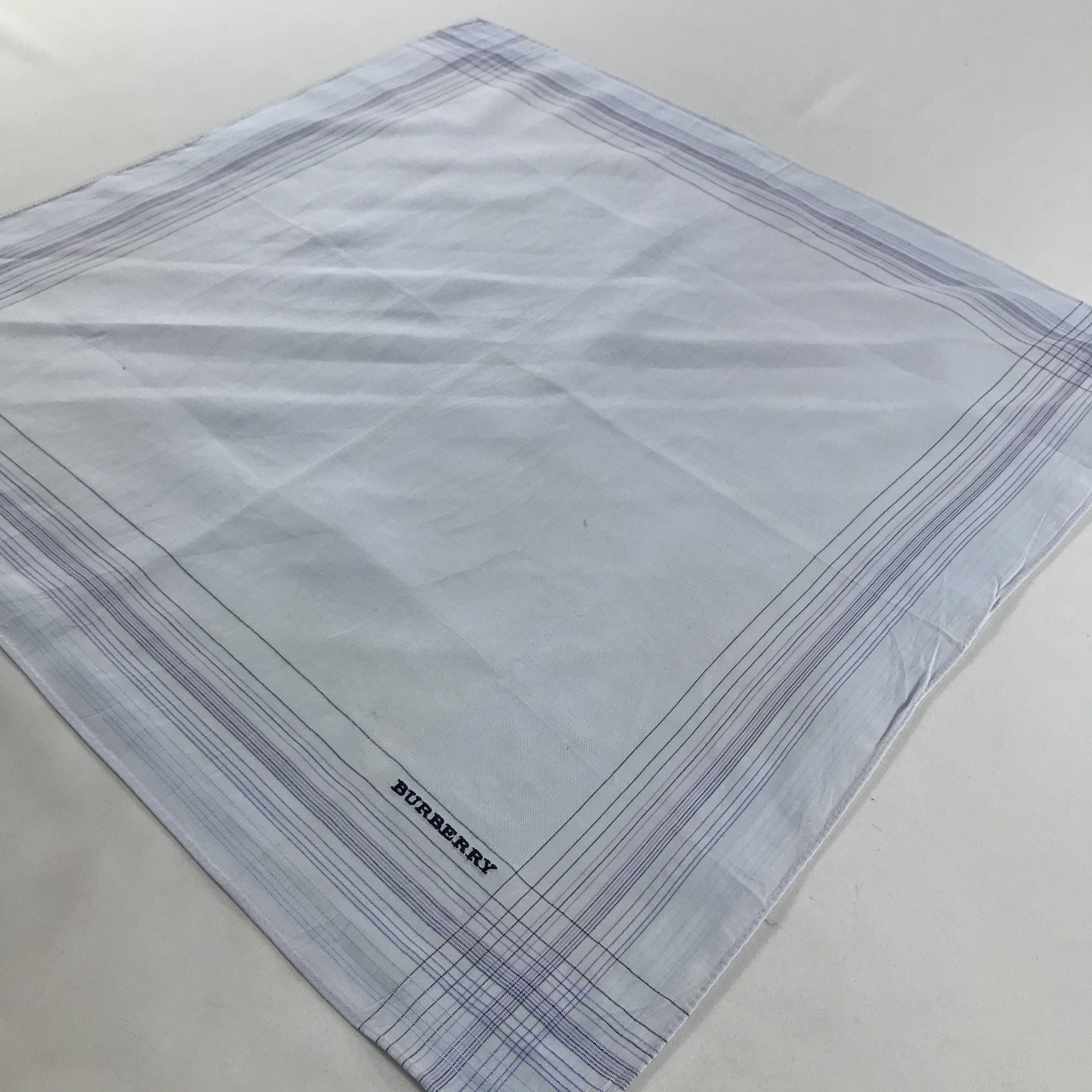 Burberry × Vintage Burberry Bandana / Handkerchief / Neckerchief - S1423 Size ONE SIZE - 2 Thumbnail