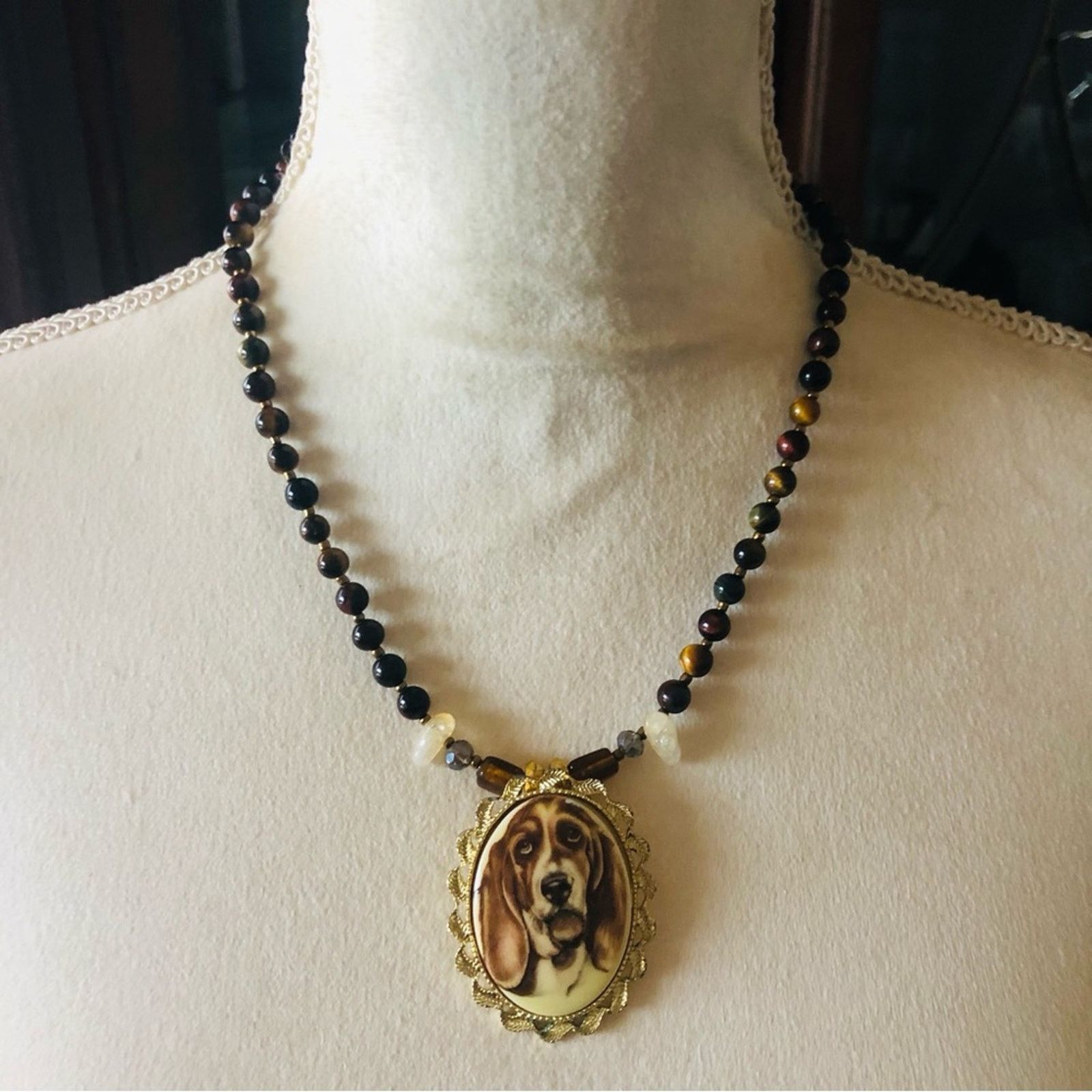 Handmade Handcrafted hound dog cameo natural stone citrine necklace Size ONE SIZE - 2 Thumbnail