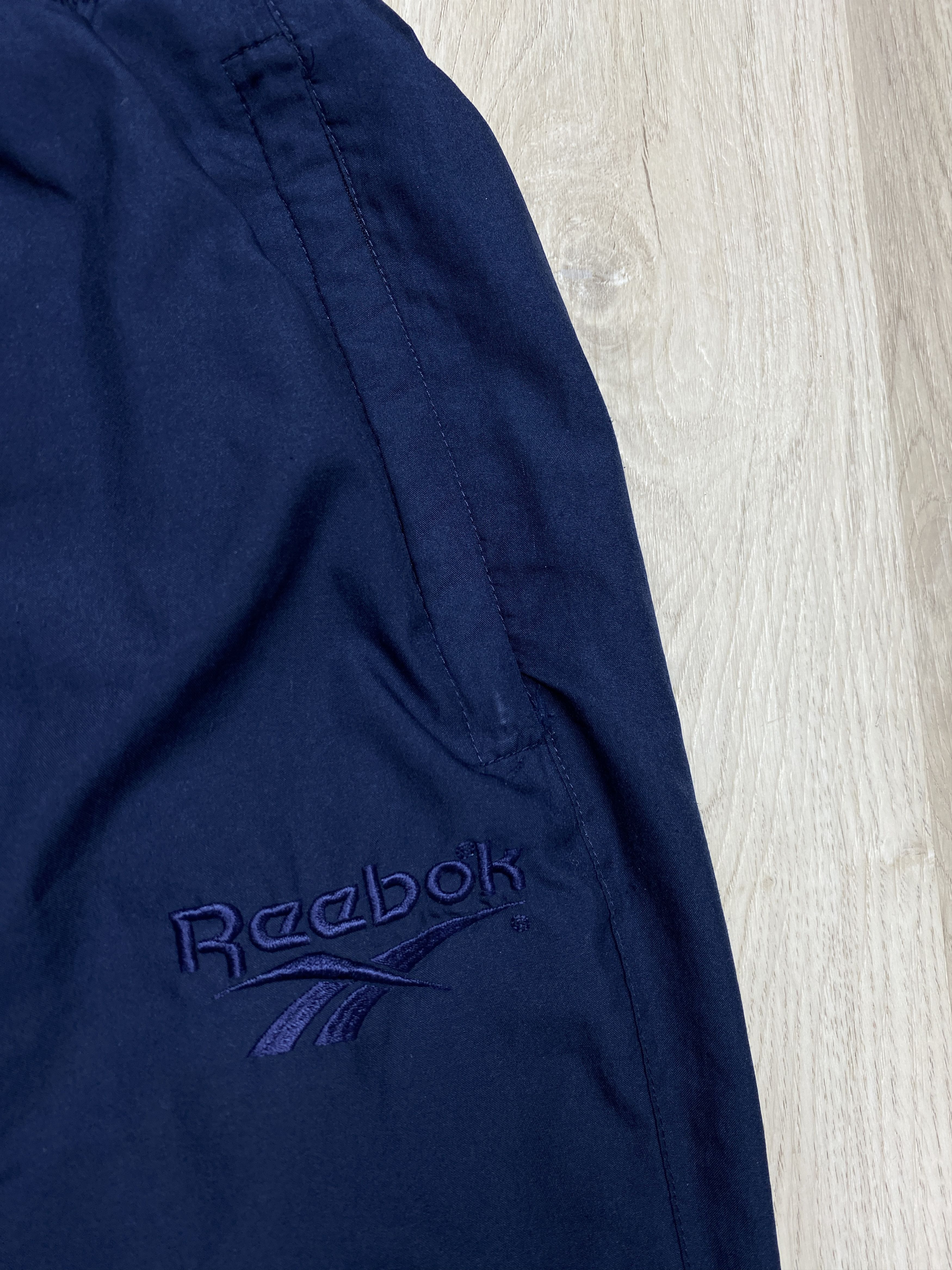 Reebok Reebok Vintage Mens Nylon Track Suit Jacket + Pants Drill Size US 34 / EU 50 - 11 Thumbnail