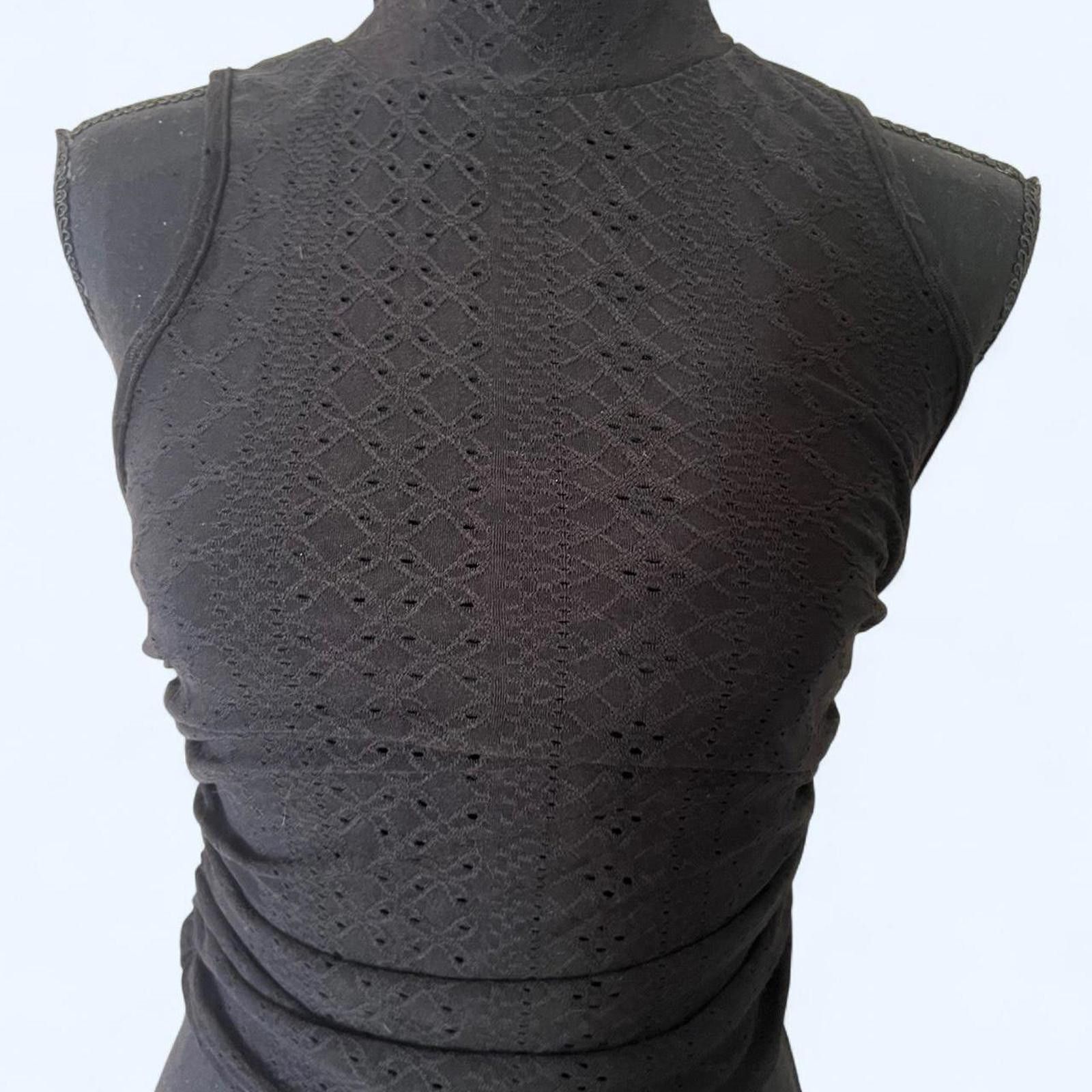 Shein SHEIN Women's Black Crop-top Size S / US 4 / IT 40 - 2 Thumbnail