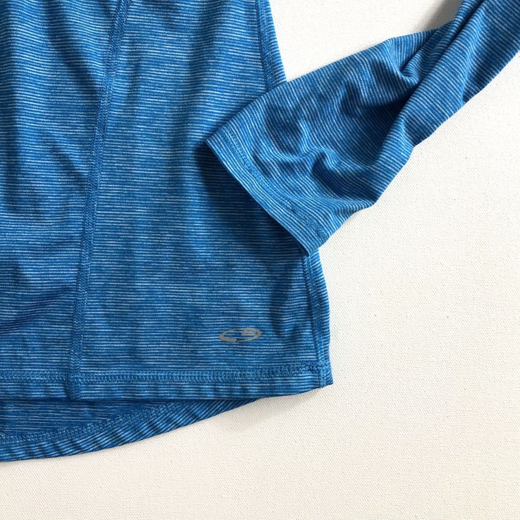 Champion Womens Champion Duo Dry Blue Quarter Zip Pull Over XS Running Training Shirt Size XS / US 0-2 / IT 36-38 - 3 Thumbnail